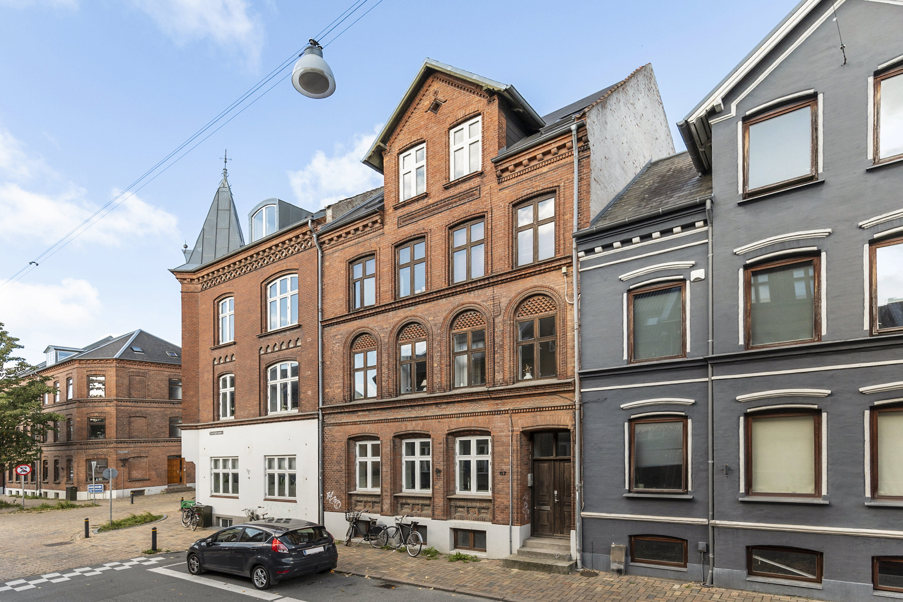 Fremhævet ejendommen billede i fuldskærmstilstand. Billede af Dronningensgade 67, st., 5000 Odense C
