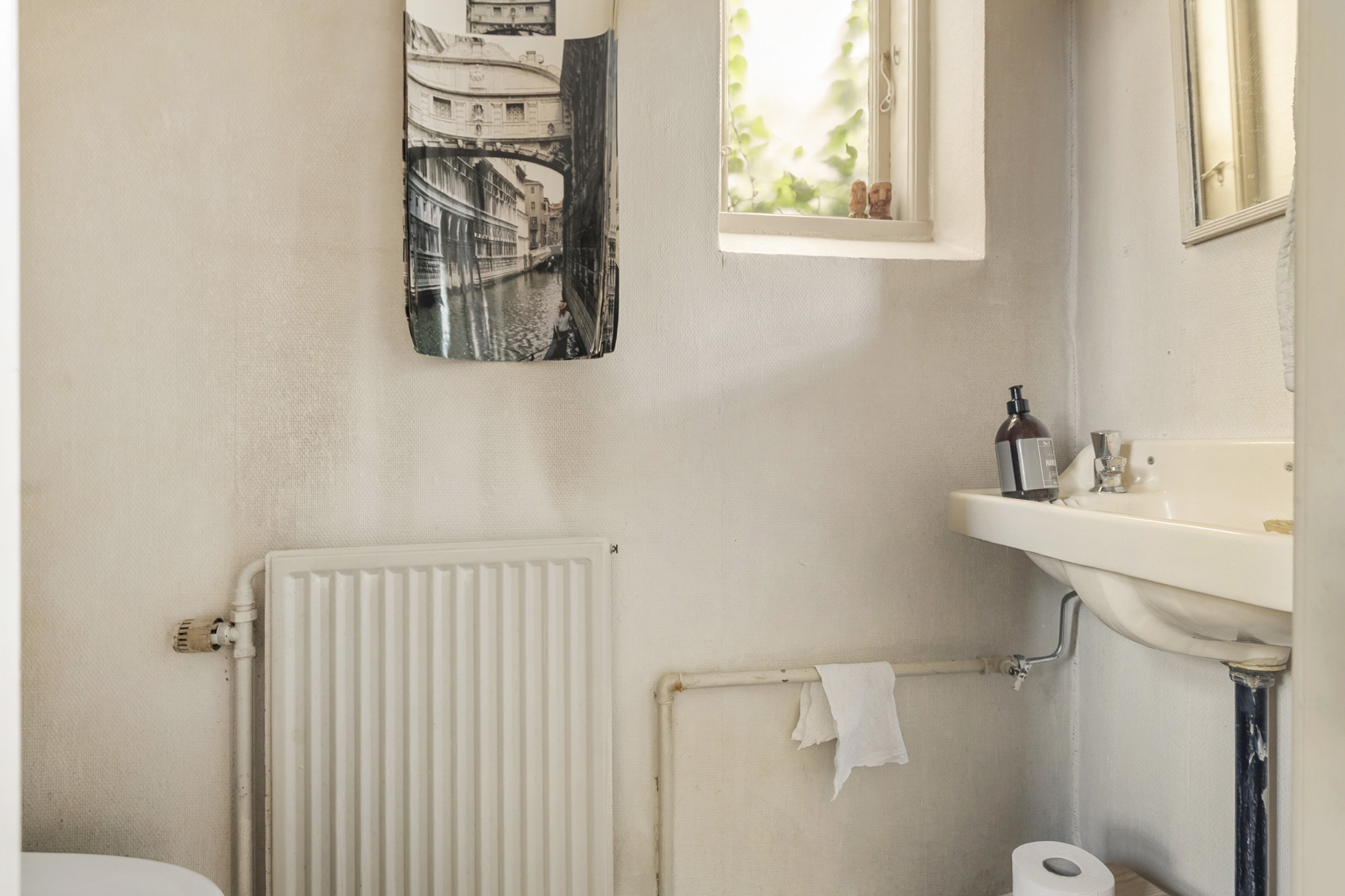 Fremhævet toilet billede i fuldskærmstilstand. Billede af Gersdorffsgade 4, 8700 Horsens