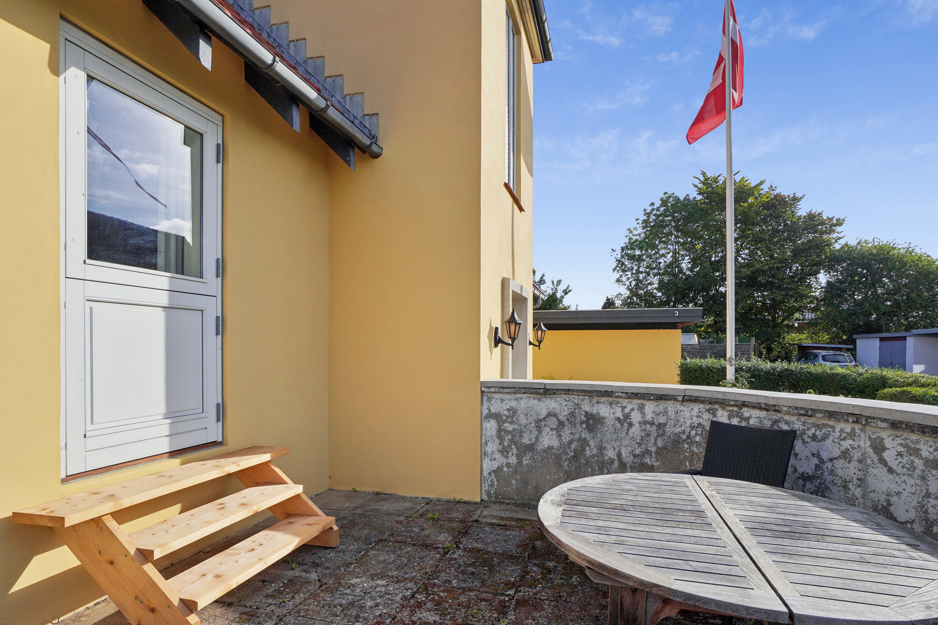 Fremhævet terrasse billede i fuldskærmstilstand. Billede af Vor Frue Hovedgade 47, Vor Frue, 4000 Roskilde