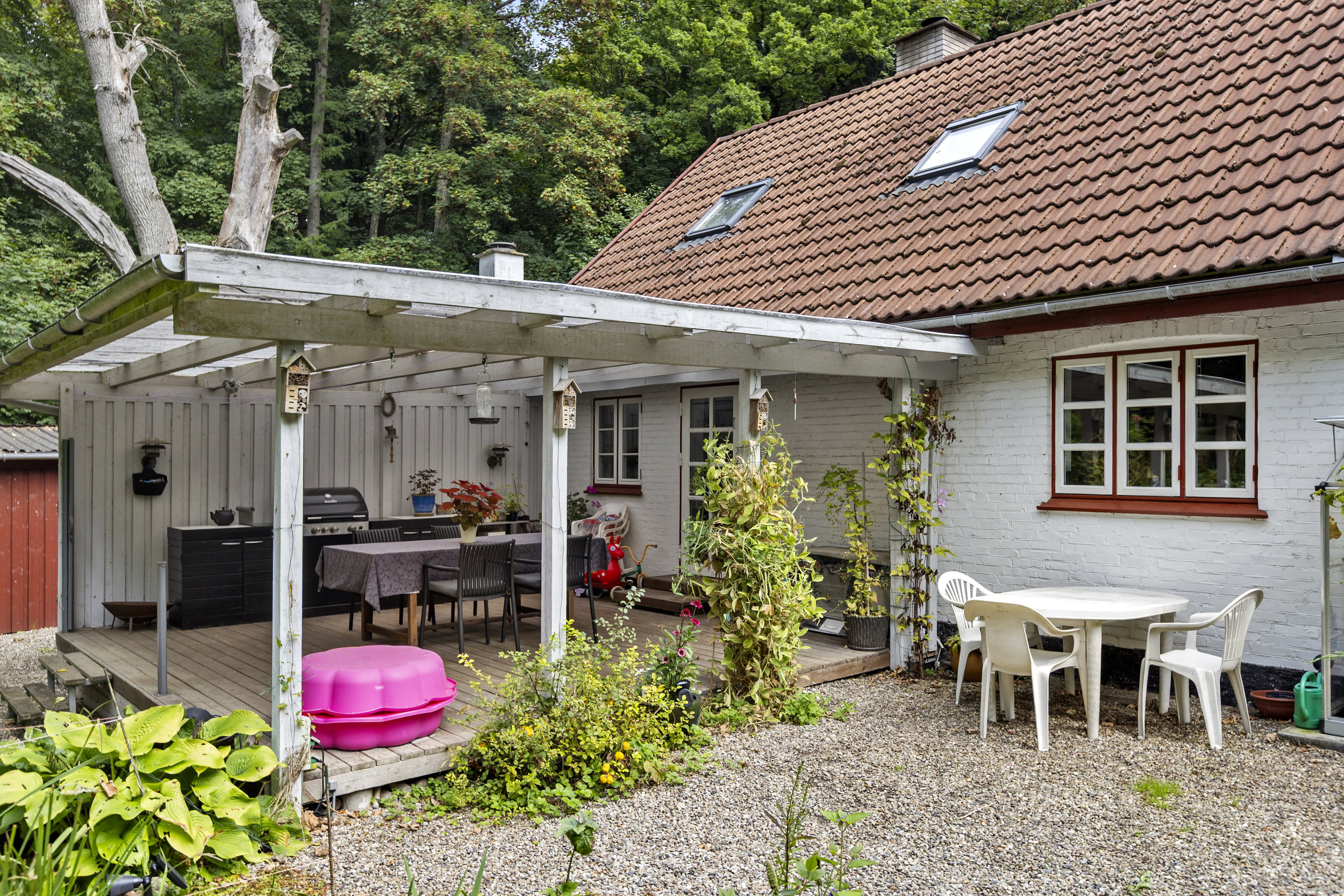 Fremhævet overdækket terrasse billede i fuldskærmstilstand. Billede af Hedeborydevej 32, 4293 Dianalund