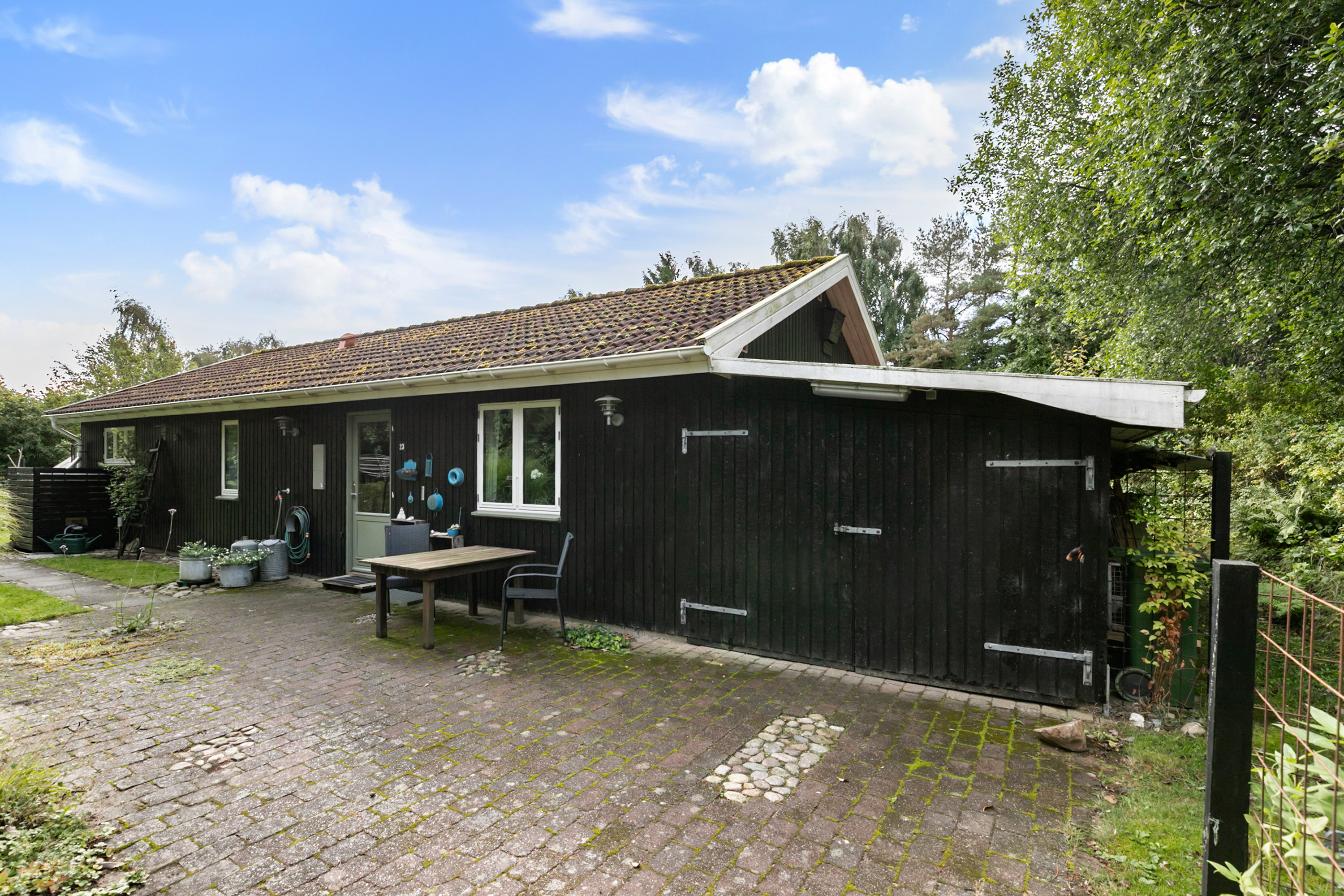 Fremhævet facade billede i fuldskærmstilstand. Billede af Lyngtoften 23, Ertebølle, 9640 Farsø