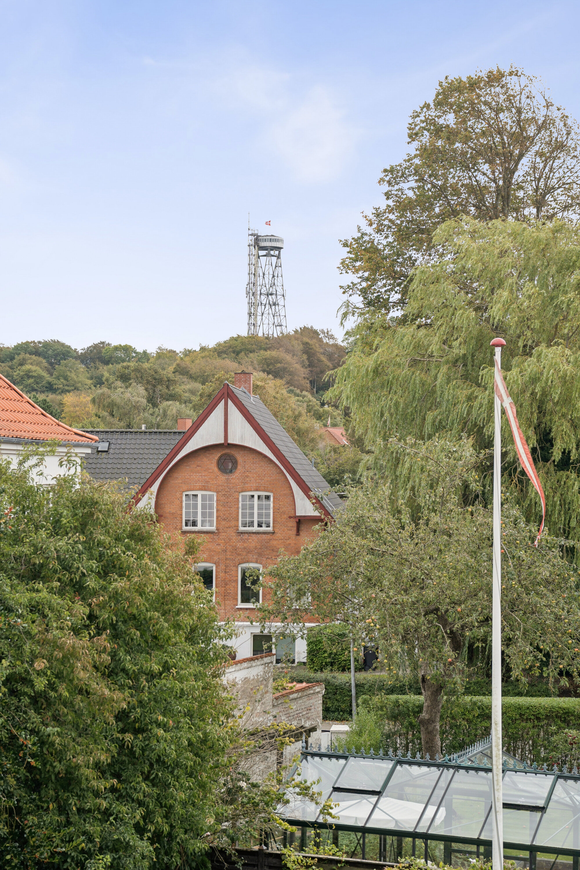 Fremhævet andet billede i fuldskærmstilstand. Billede af Elme Alle 12, 1., Hasseris, 9000 Aalborg