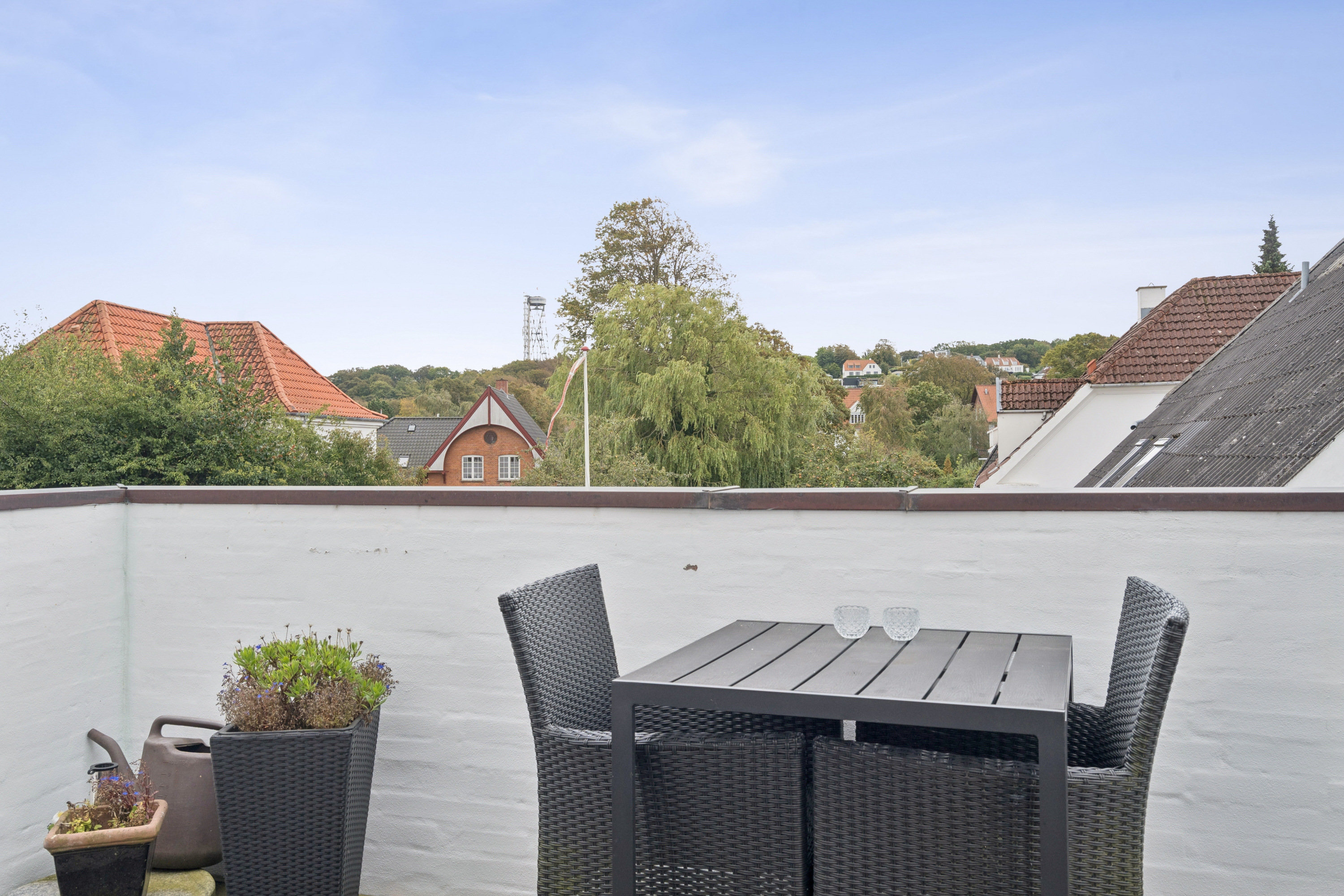 Fremhævet terrasse billede i fuldskærmstilstand. Billede af Elme Alle 12, 1., Hasseris, 9000 Aalborg