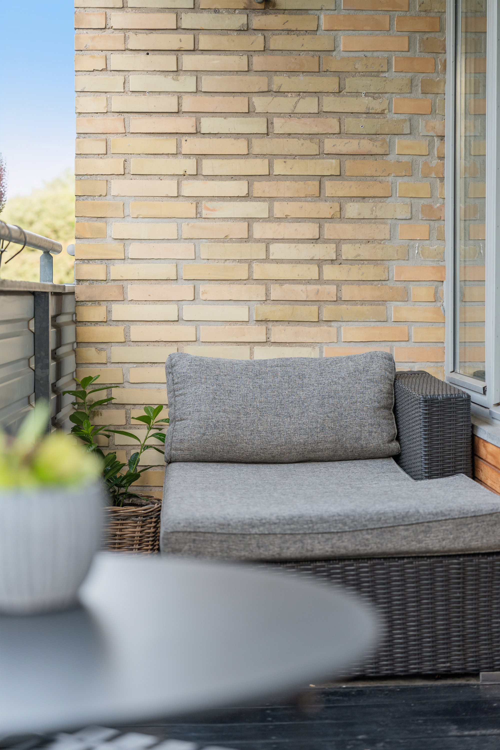 Fremhævet terrasse billede i fuldskærmstilstand. Billede af Sofievej 92, st., 9000 Aalborg