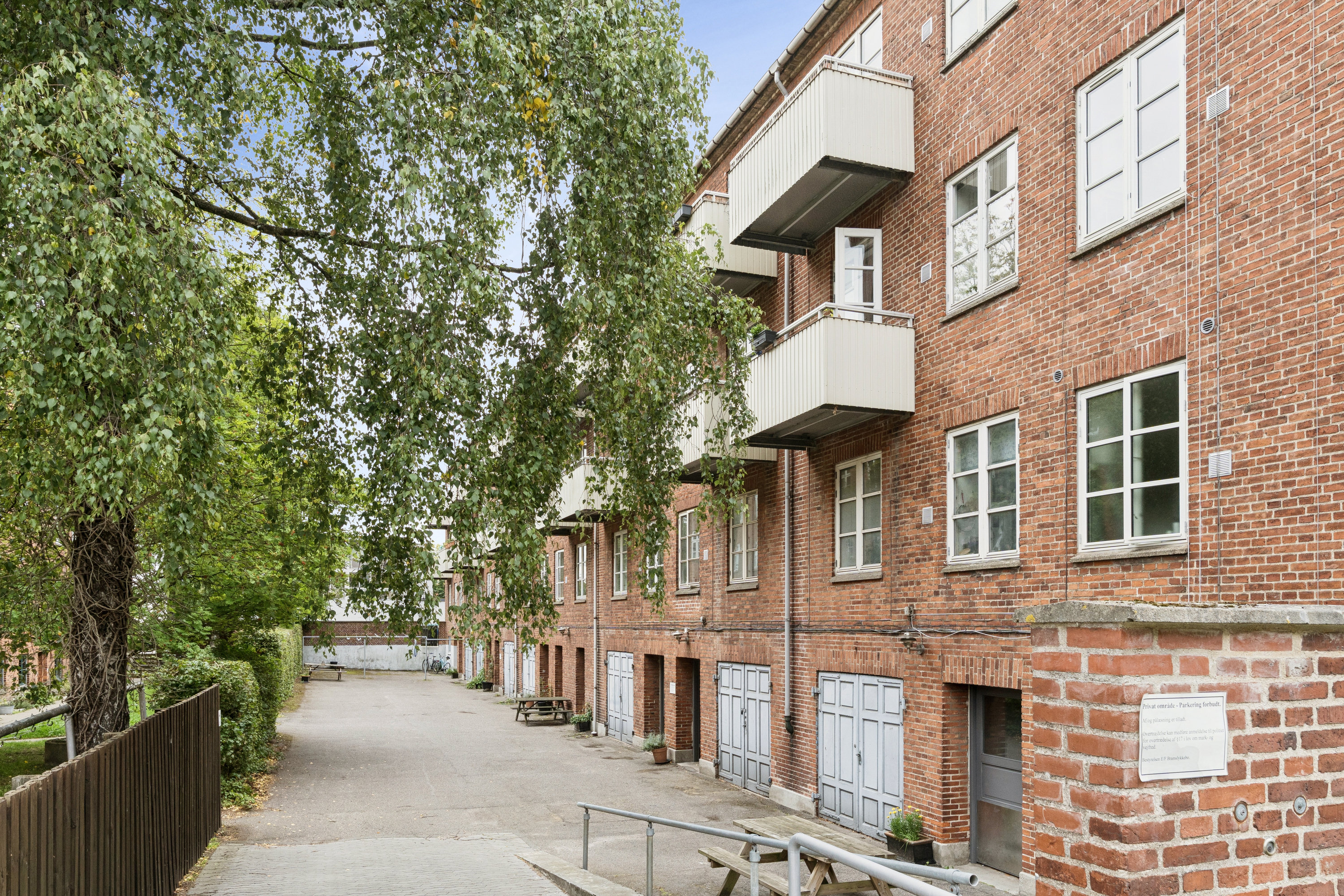 Fremhævet andet billede i fuldskærmstilstand. Billede af Bramslykkevej 12, 1. th., 2500 Valby