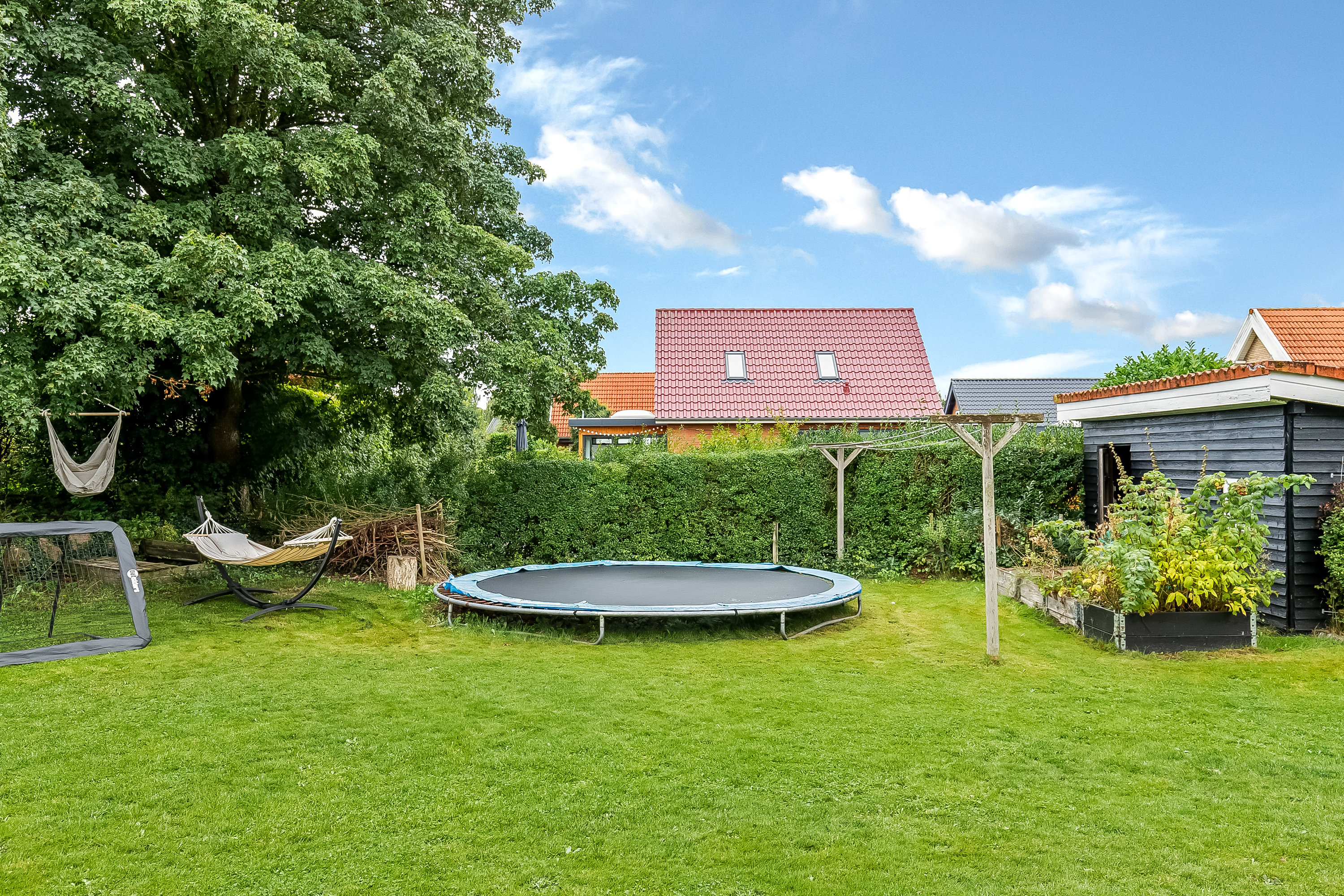 Fremhævet have billede i fuldskærmstilstand. Billede af Raadyrvej 5, Nørremarken, 7100 Vejle