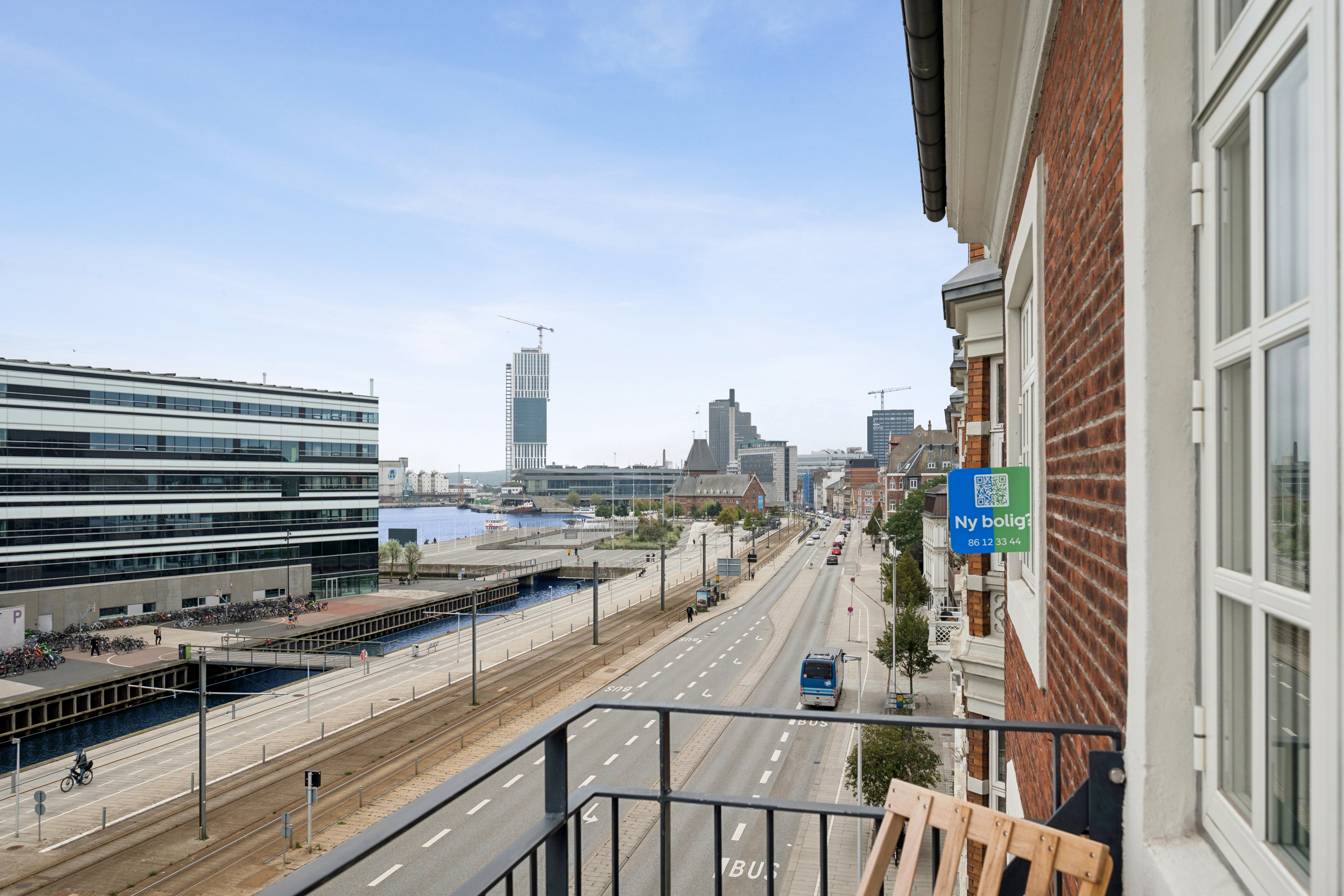 Fremhævet udsigt billede i fuldskærmstilstand. Billede af Kystvejen 27, 4. th., 8000 Aarhus C