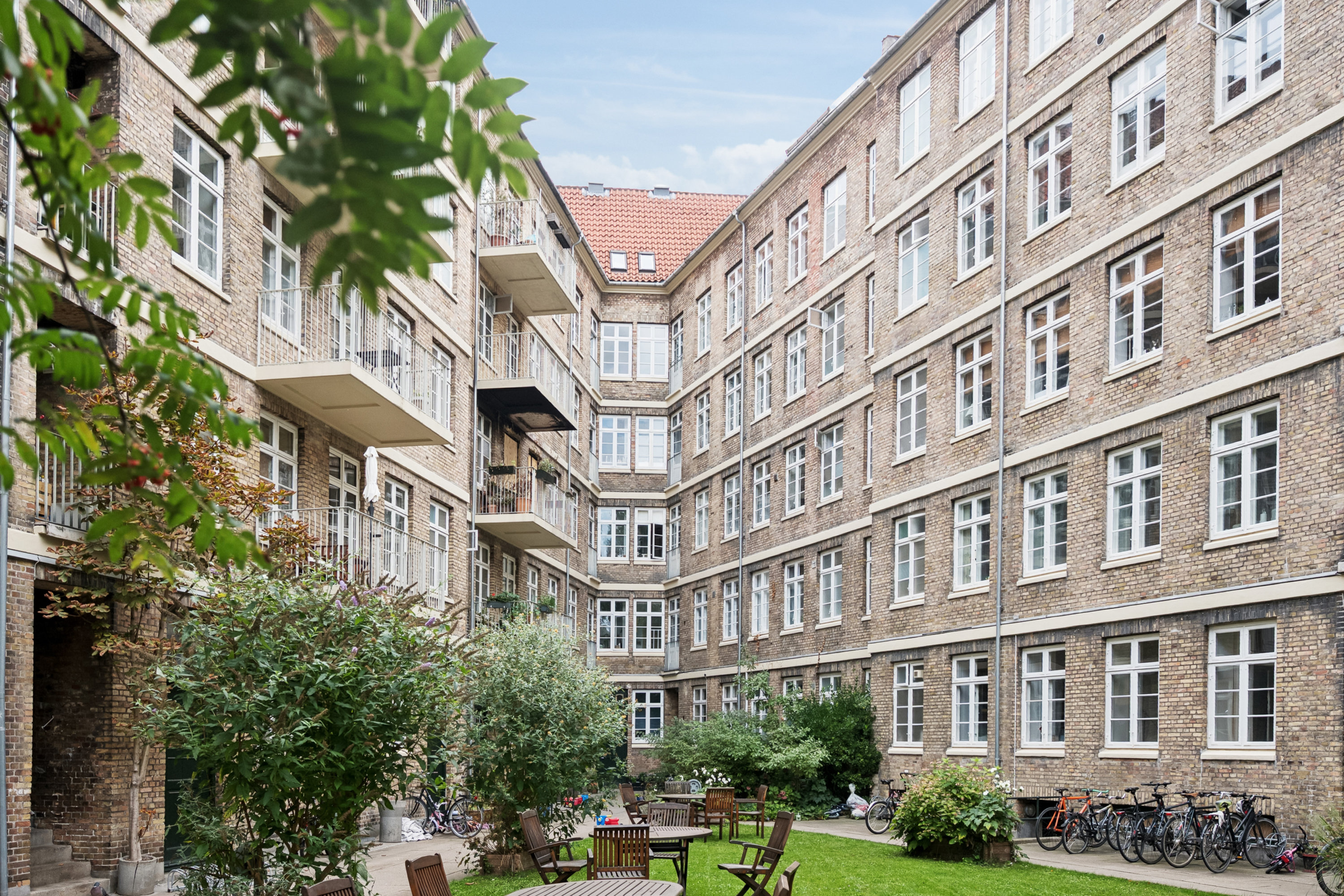 Fremhævet  billede i fuldskærmstilstand. Billede af Rahbeks Alle 2A, 4. tv., 1801 Frederiksberg C