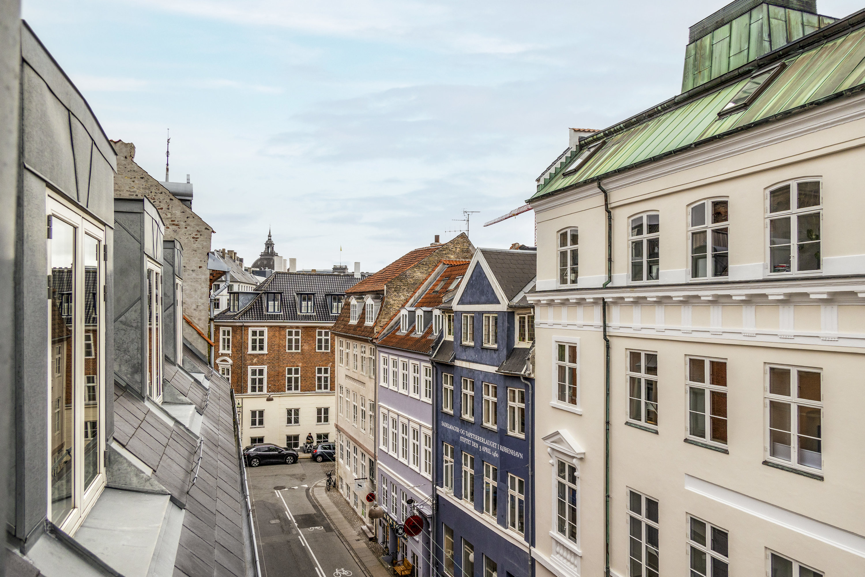 Fremhævet  billede i fuldskærmstilstand. Billede af Fortunstræde 4, 3. th., 1065 København K