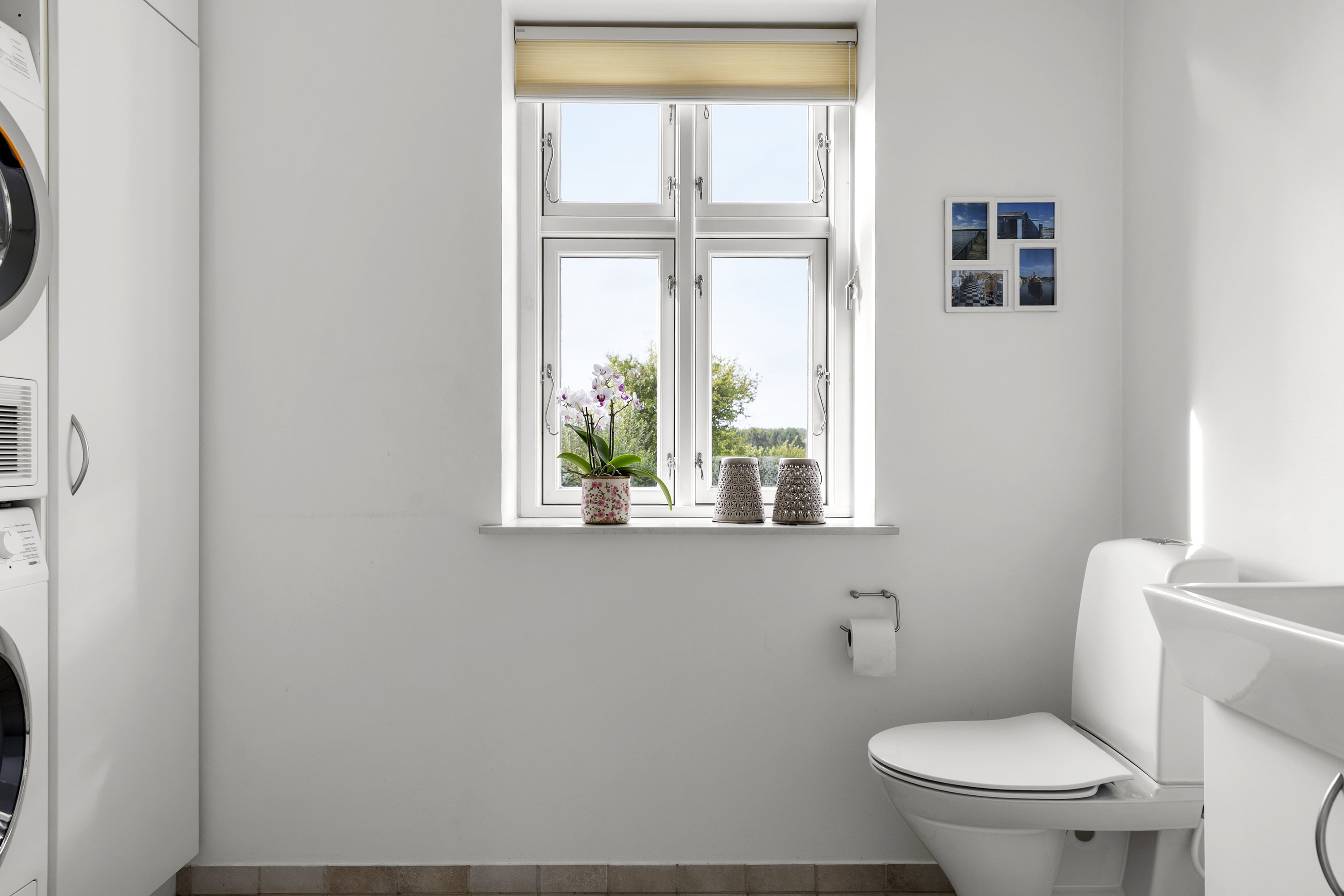 Fremhævet toilet billede i fuldskærmstilstand. Billede af Sorøvej 7, 4180 Sorø