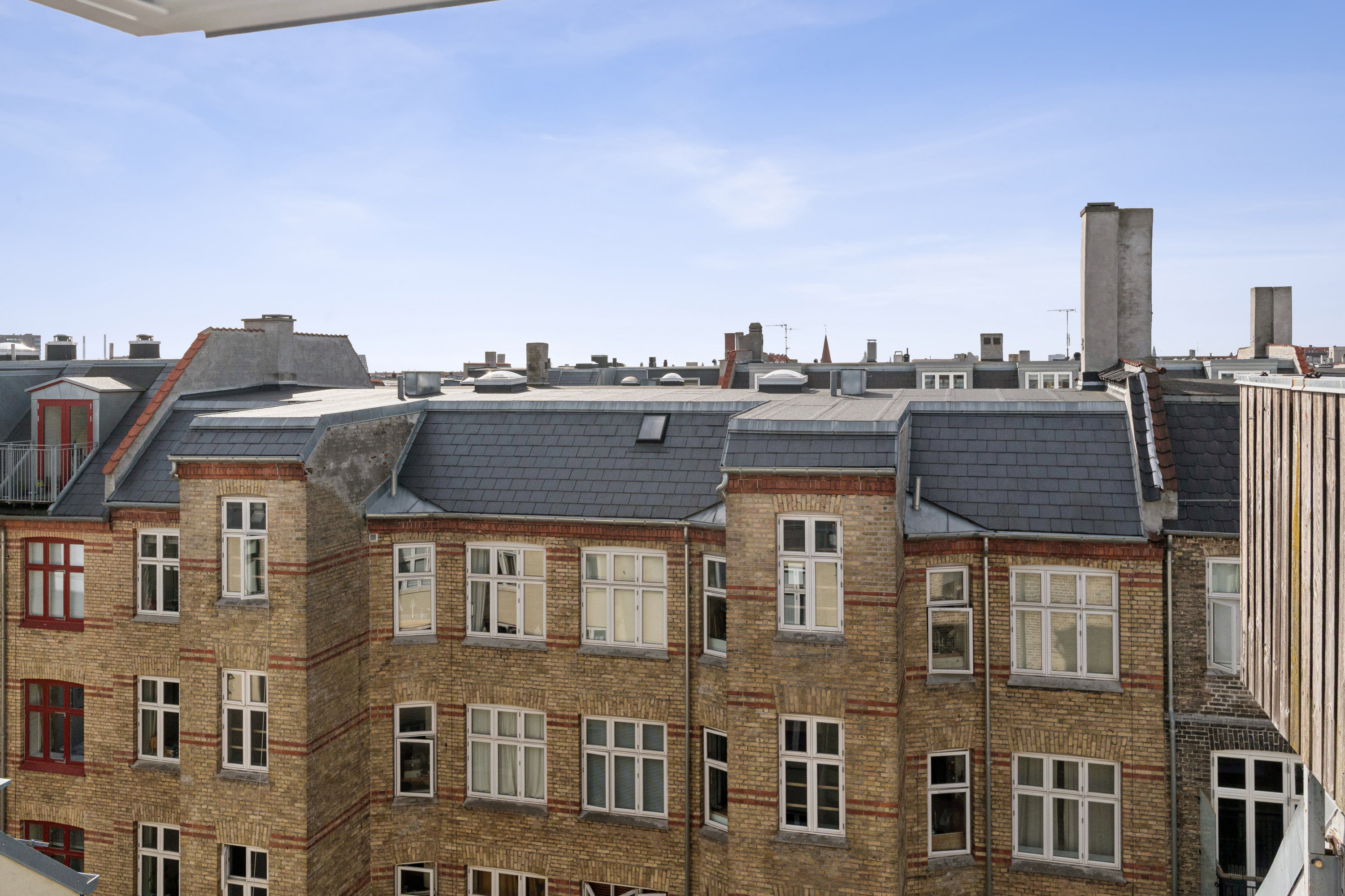 Fremhævet udsigt billede i fuldskærmstilstand. Billede af Århusgade 18, 5. tv., 2100 København Ø