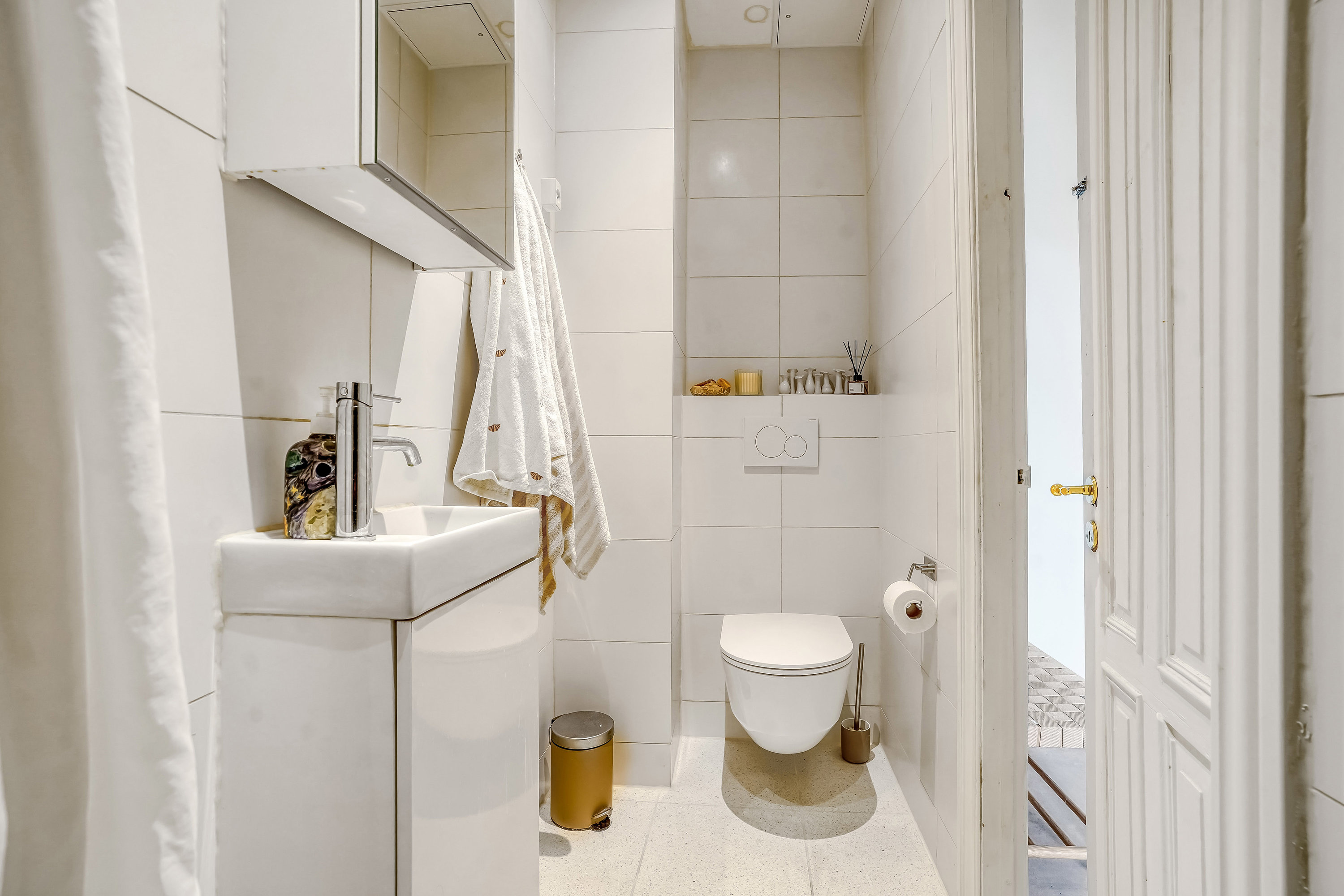 Fremhævet toilet billede i fuldskærmstilstand. Billede af Dronningensgade 29, 1., 5000 Odense C