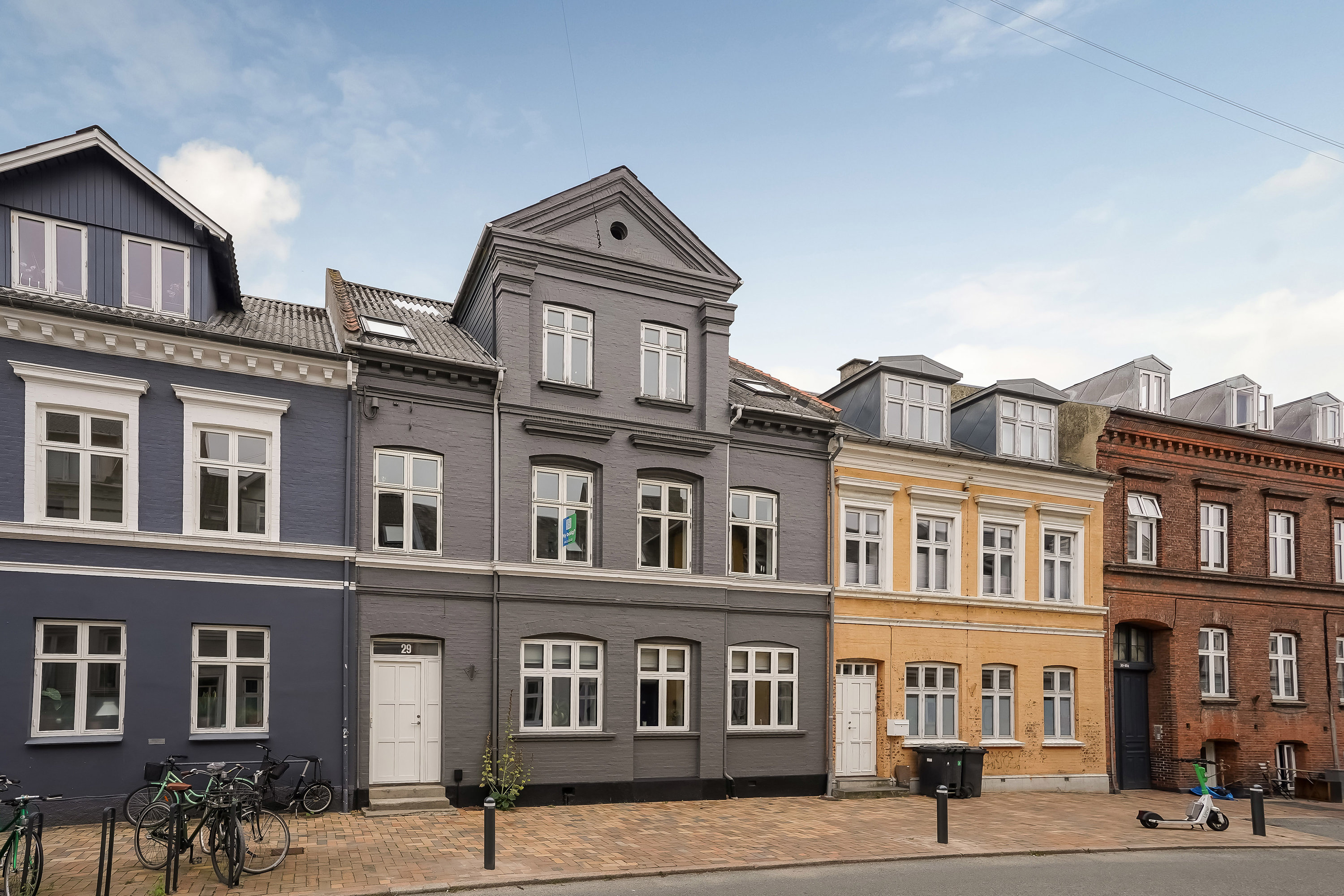 Fremhævet ejendommen billede i fuldskærmstilstand. Billede af Dronningensgade 29, 1., 5000 Odense C