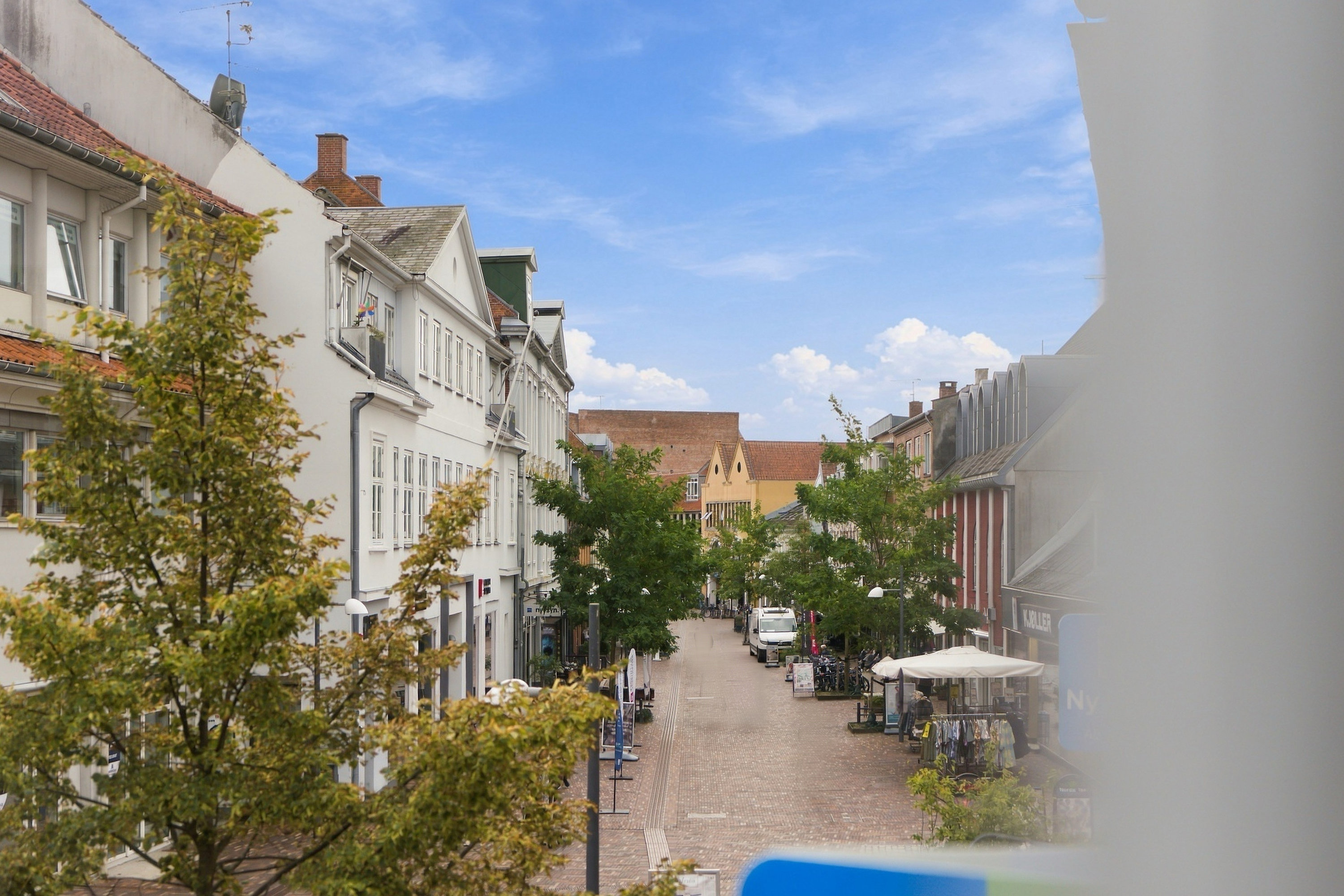 Fremhævet gårdmiljø billede i fuldskærmstilstand. Billede af Slotsgade 41, 1. th., 3400 Hillerød