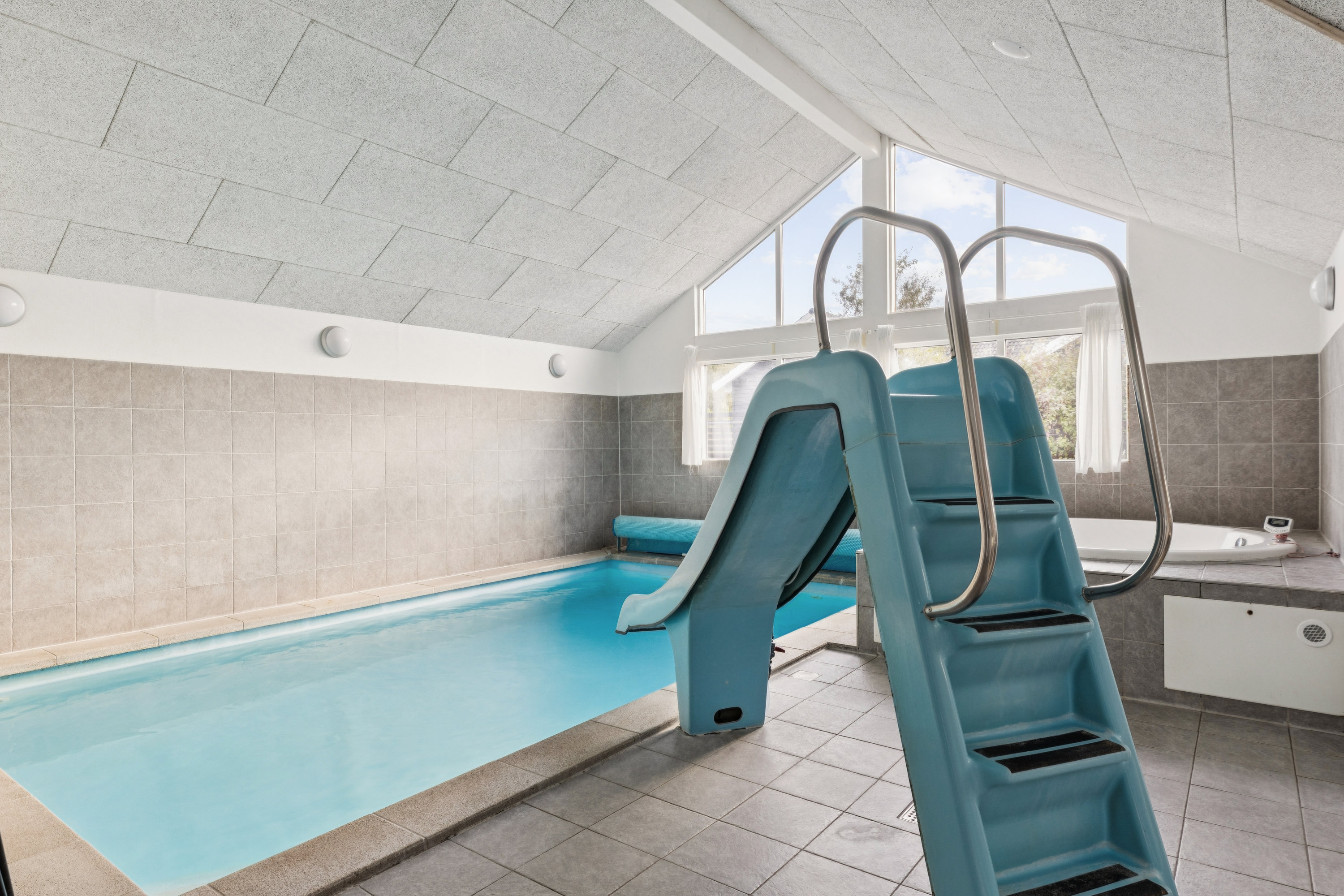 Fremhævet pool billede i fuldskærmstilstand. Billede af Havblik 52, Sønderby, 6470 Sydals