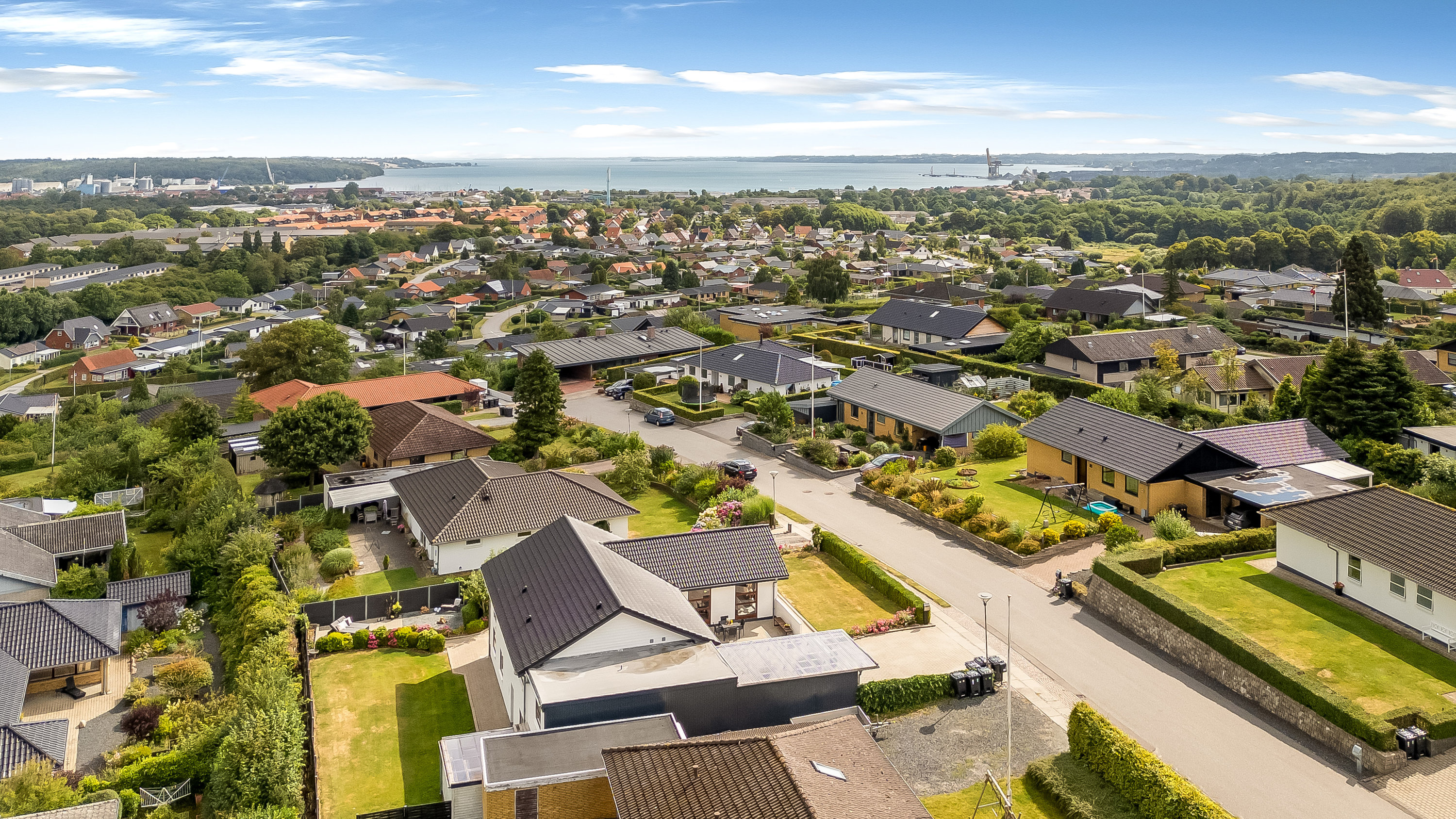 Fremhævet  billede i fuldskærmstilstand. Billede af Farverhus 180, 6200 Aabenraa