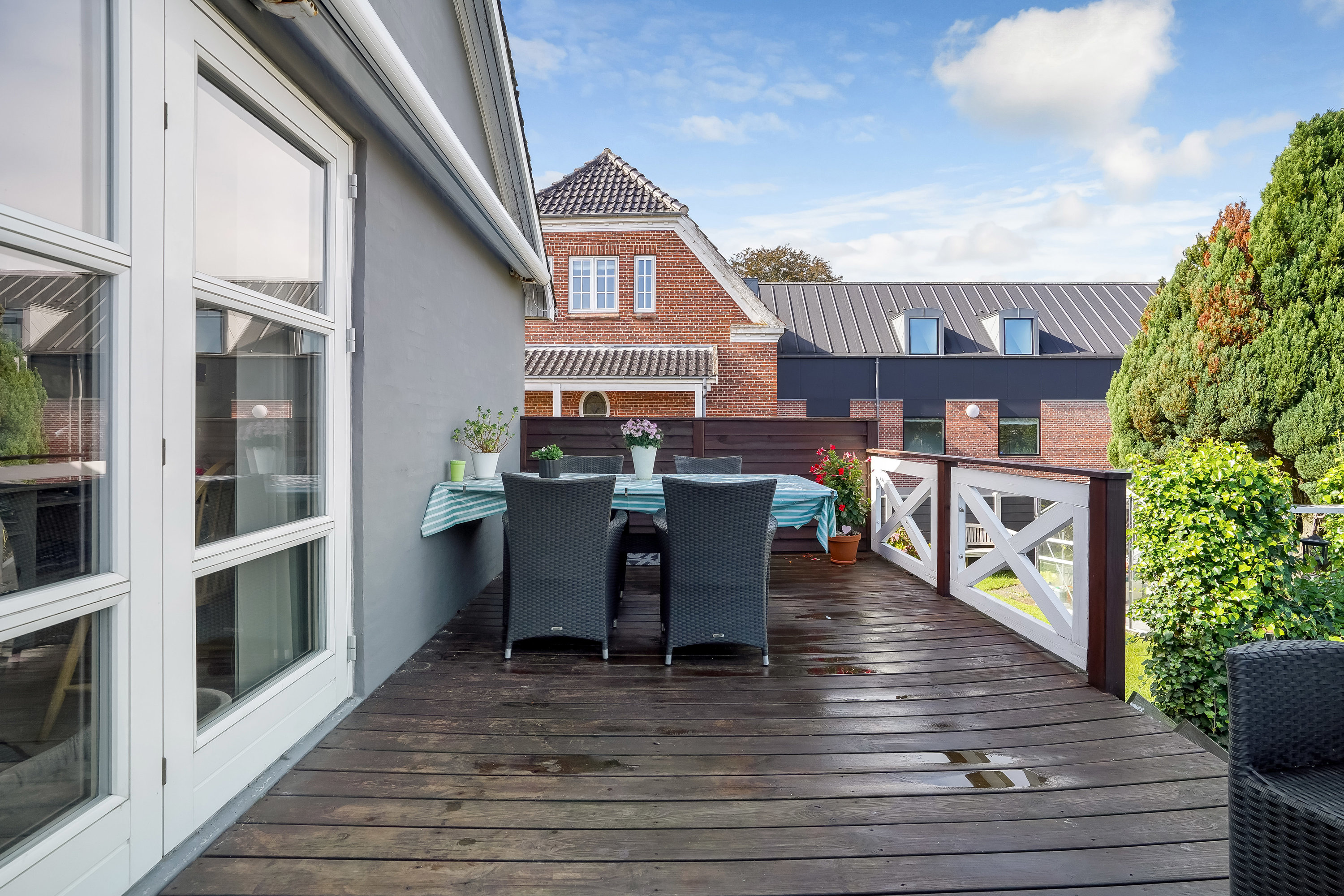 Fremhævet terrasse billede i fuldskærmstilstand. Billede af Sanderumvej 103, Sanderum, 5250 Odense SV