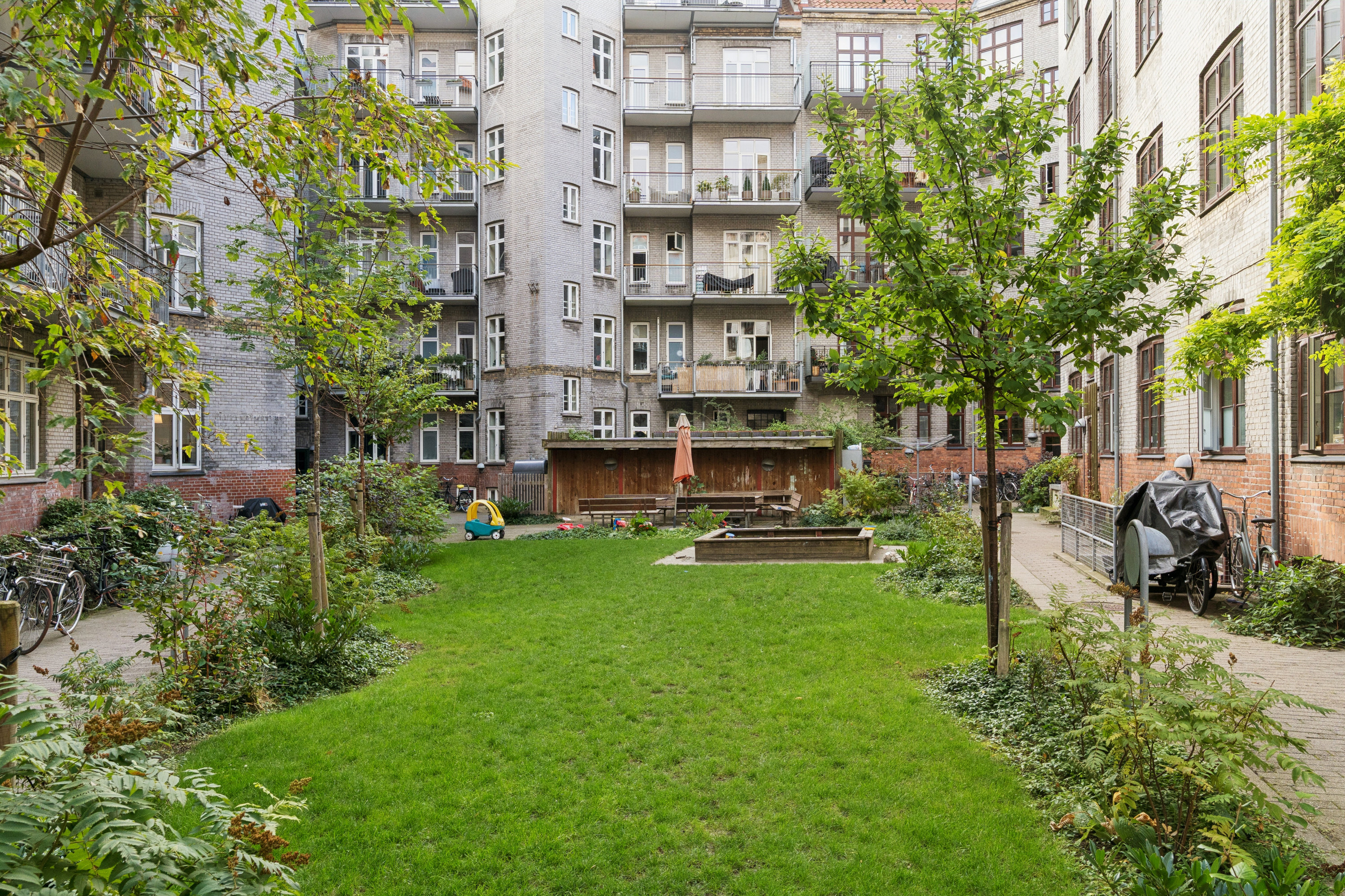 Fremhævet andet billede i fuldskærmstilstand. Billede af Vordingborggade 78, st. th., 2100 København Ø