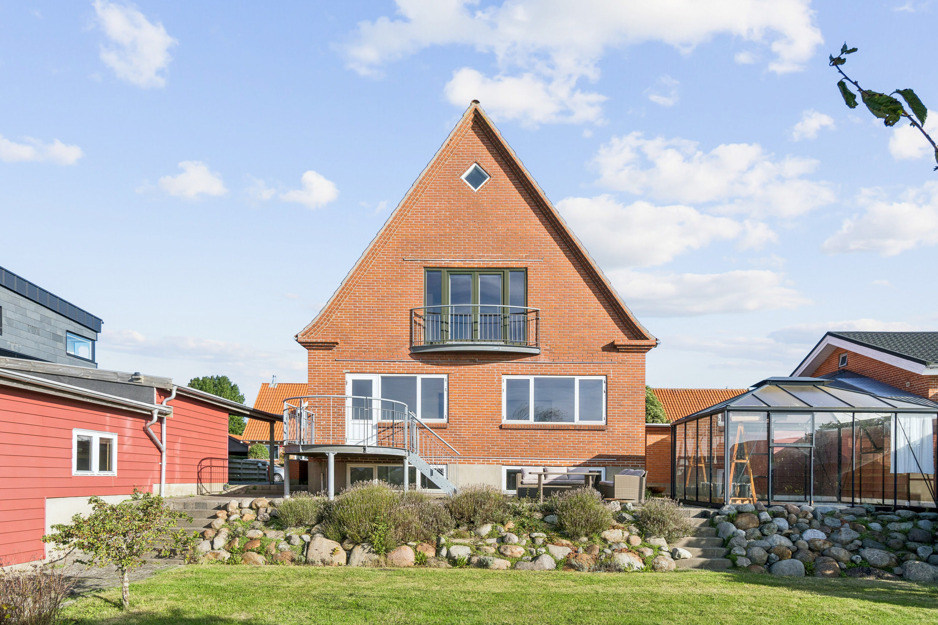 Fremhævet set fra haven billede i fuldskærmstilstand. Billede af Spangbergsvej 44, 7700 Thisted