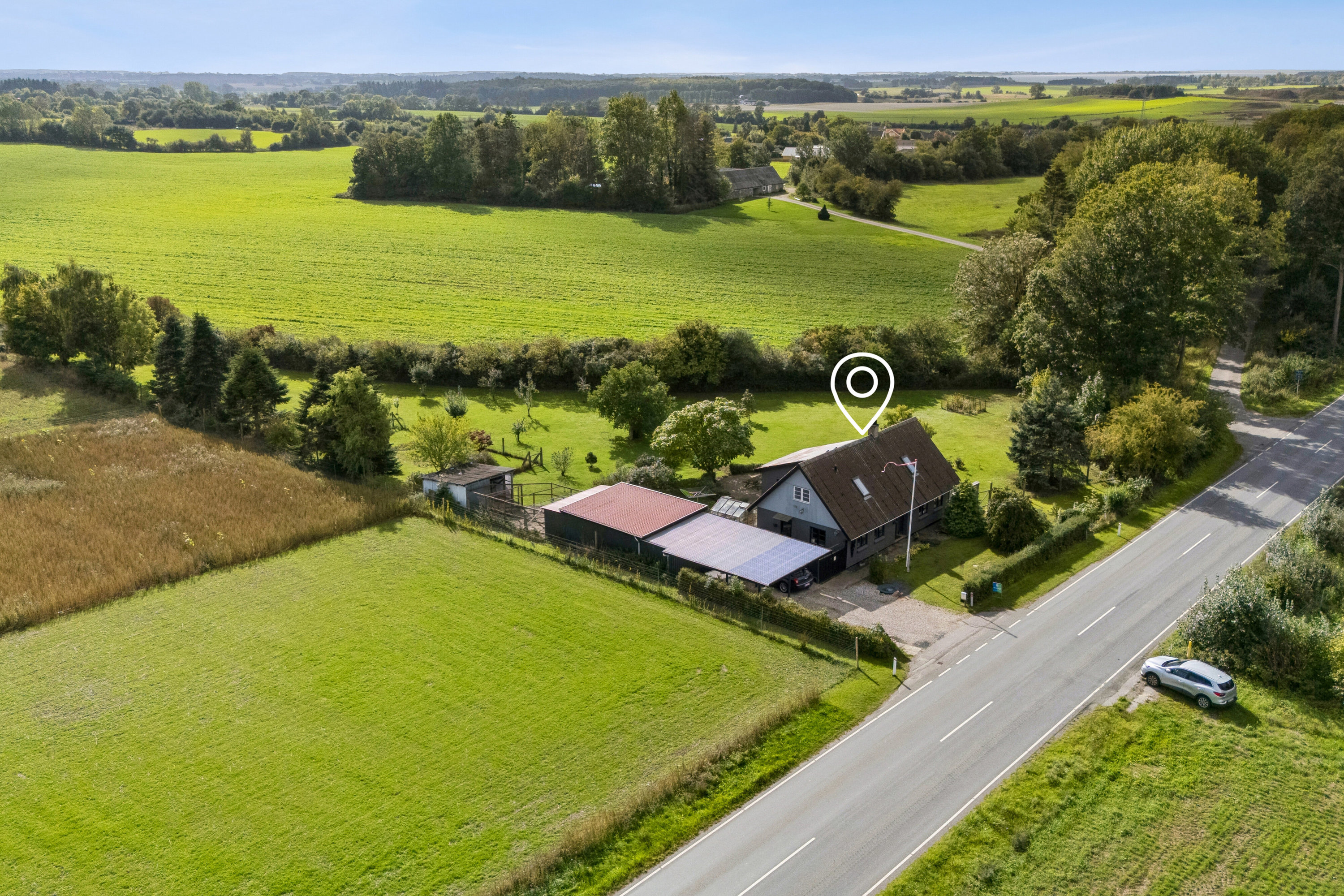 Fremhævet luftfoto billede i fuldskærmstilstand. Billede af Blangslevvej 2, Blangslev, 4700 Næstved