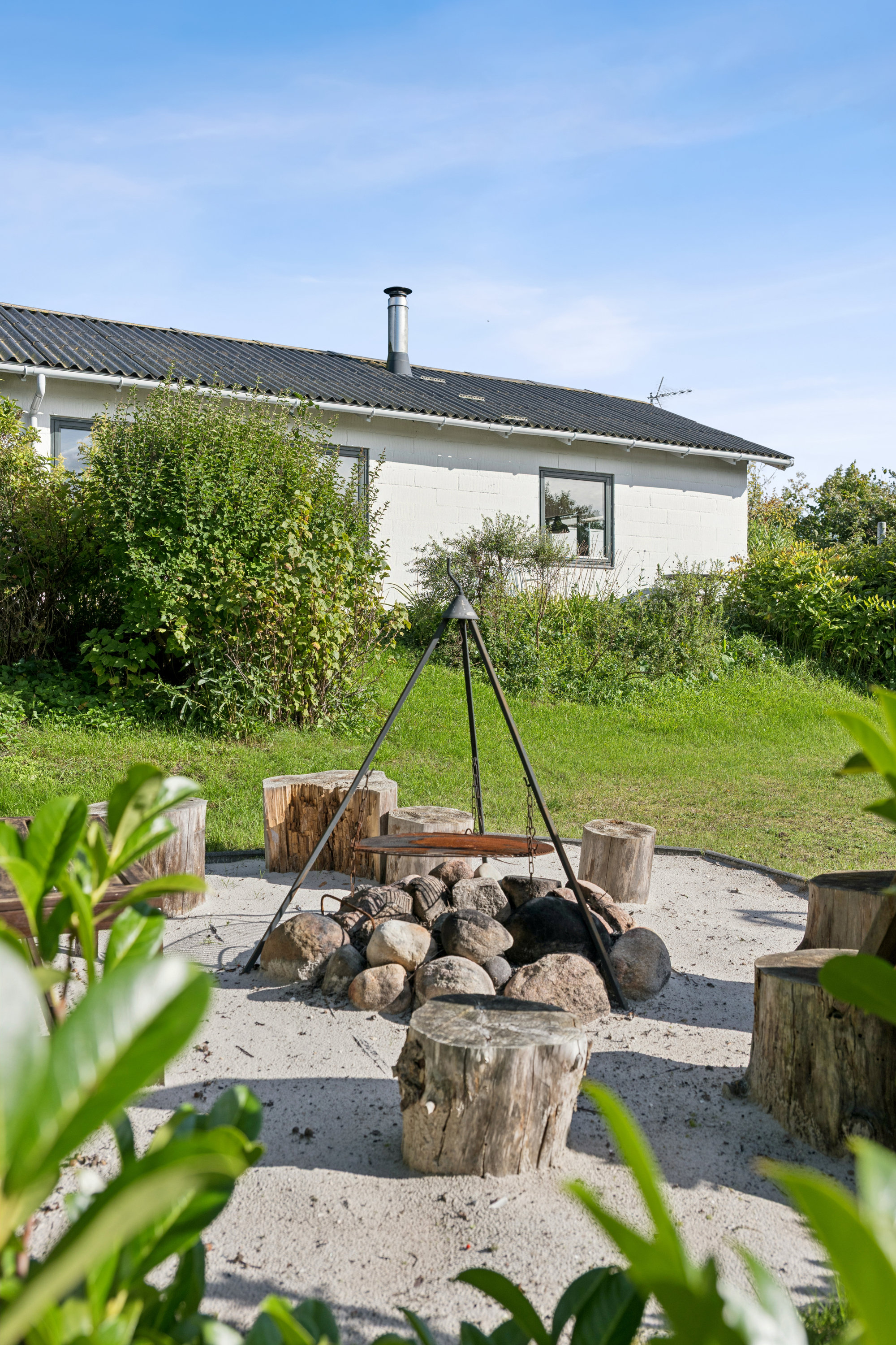 Fremhævet terrasse billede i fuldskærmstilstand. Billede af Lærkelundsvej 23, Øer, 8400 Ebeltoft