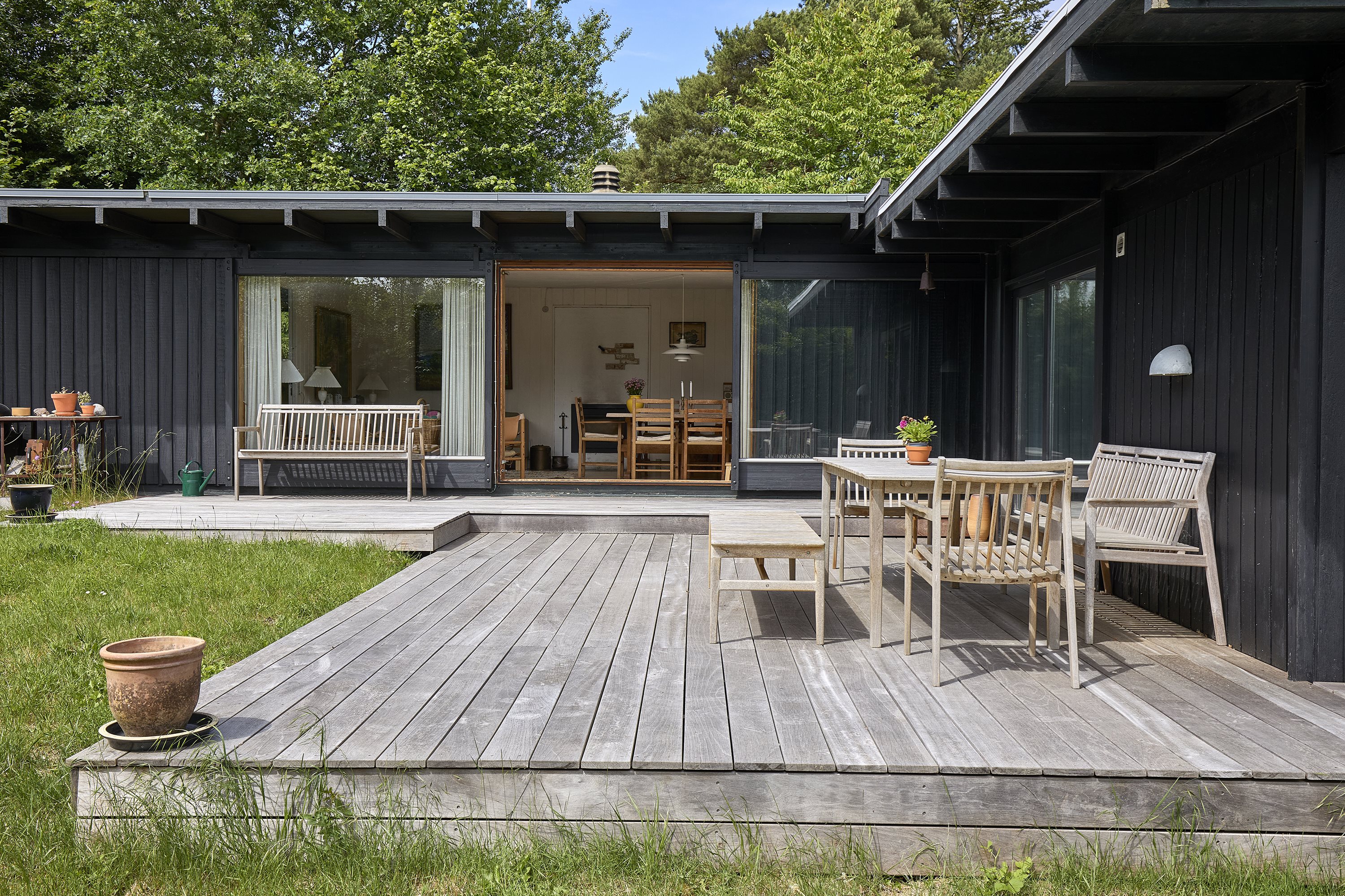 Fremhævet terrasse billede i fuldskærmstilstand. Billede af Engbakken 8, 3210 Vejby