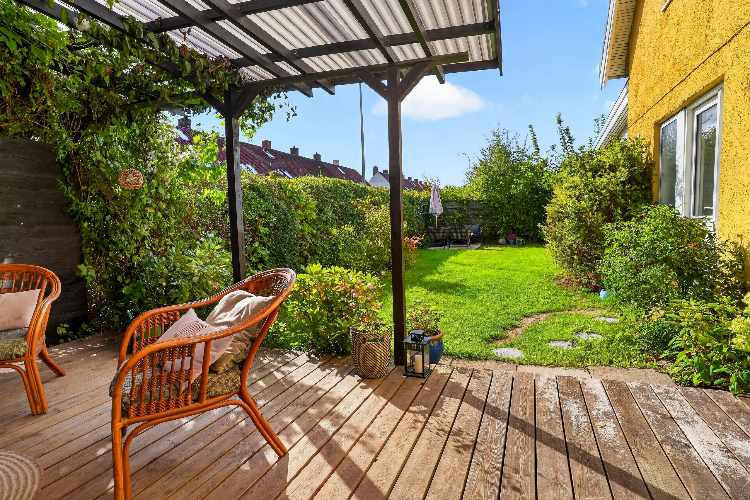 Fremhævet terrasse billede i fuldskærmstilstand. Billede af Septembervej 4, st., 2860 Søborg