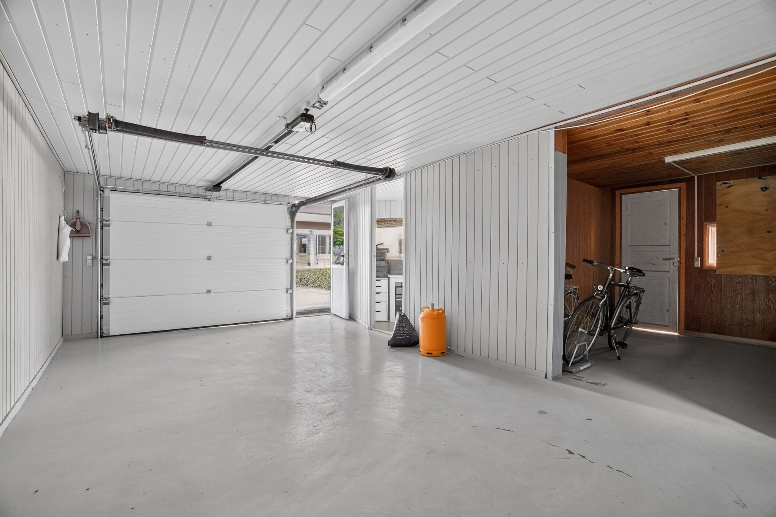 Fremhævet garage billede i fuldskærmstilstand. Billede af Peder Billesvej 76, 4300 Holbæk