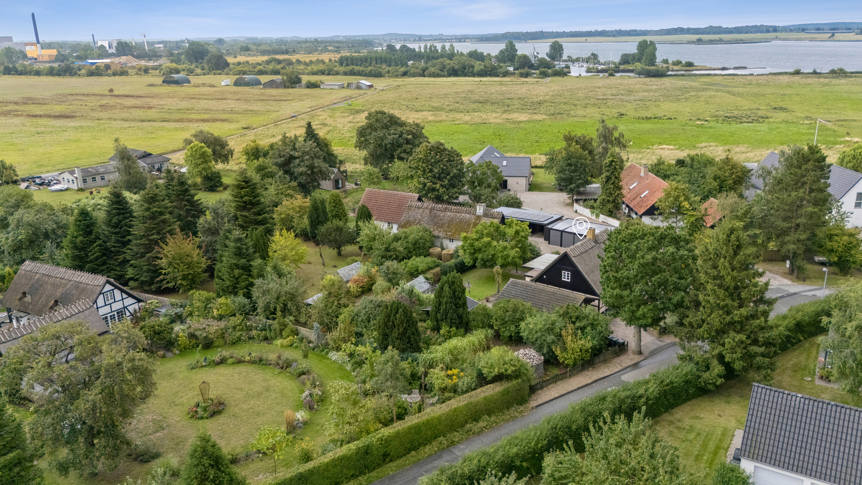 Fremhævet luftfoto billede i fuldskærmstilstand. Billede af Fjordvangen 15, Stenbæksholm, 4700 Næstved