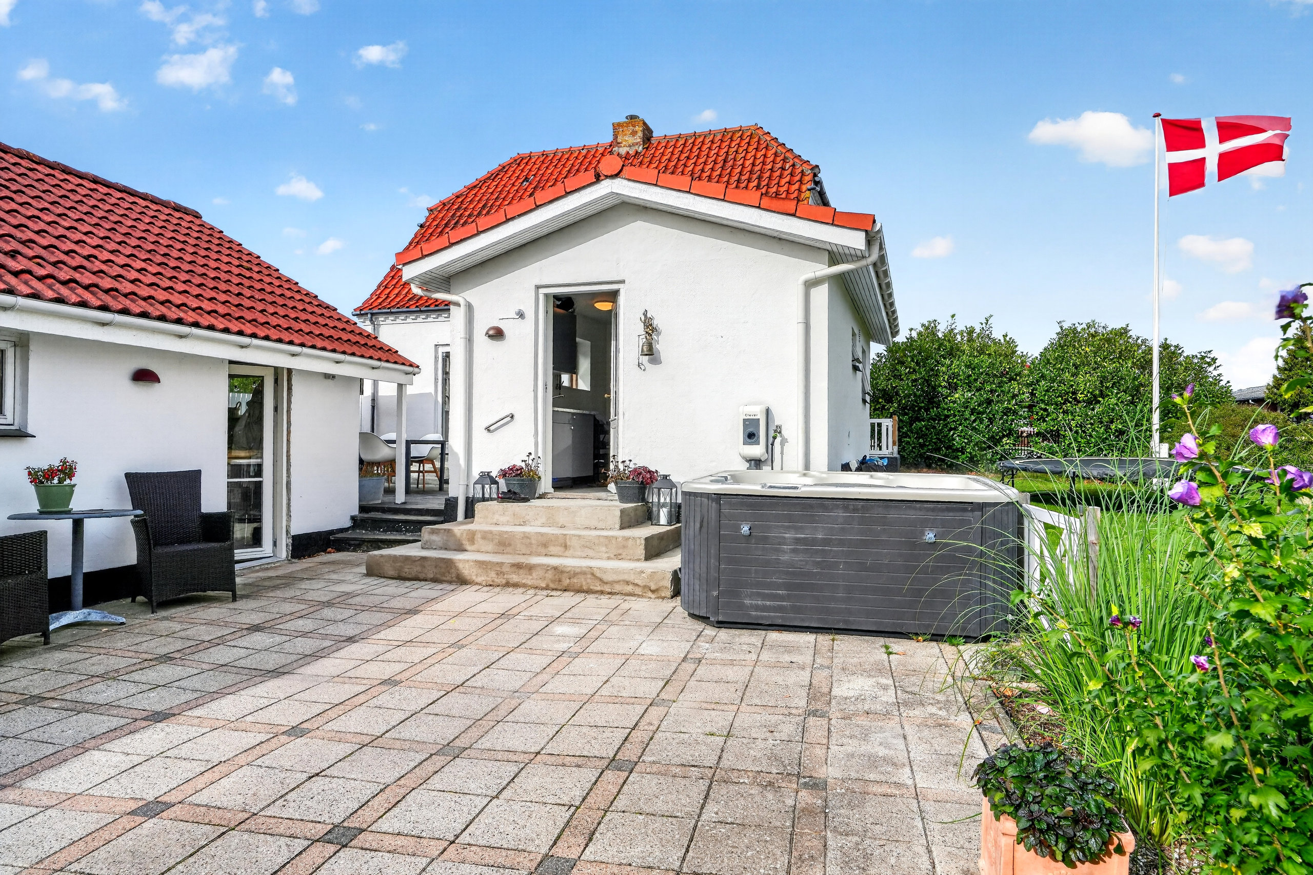 Fremhævet terrasse billede i fuldskærmstilstand. Billede af Rørvigvej 52, 4500 Nykøbing Sj