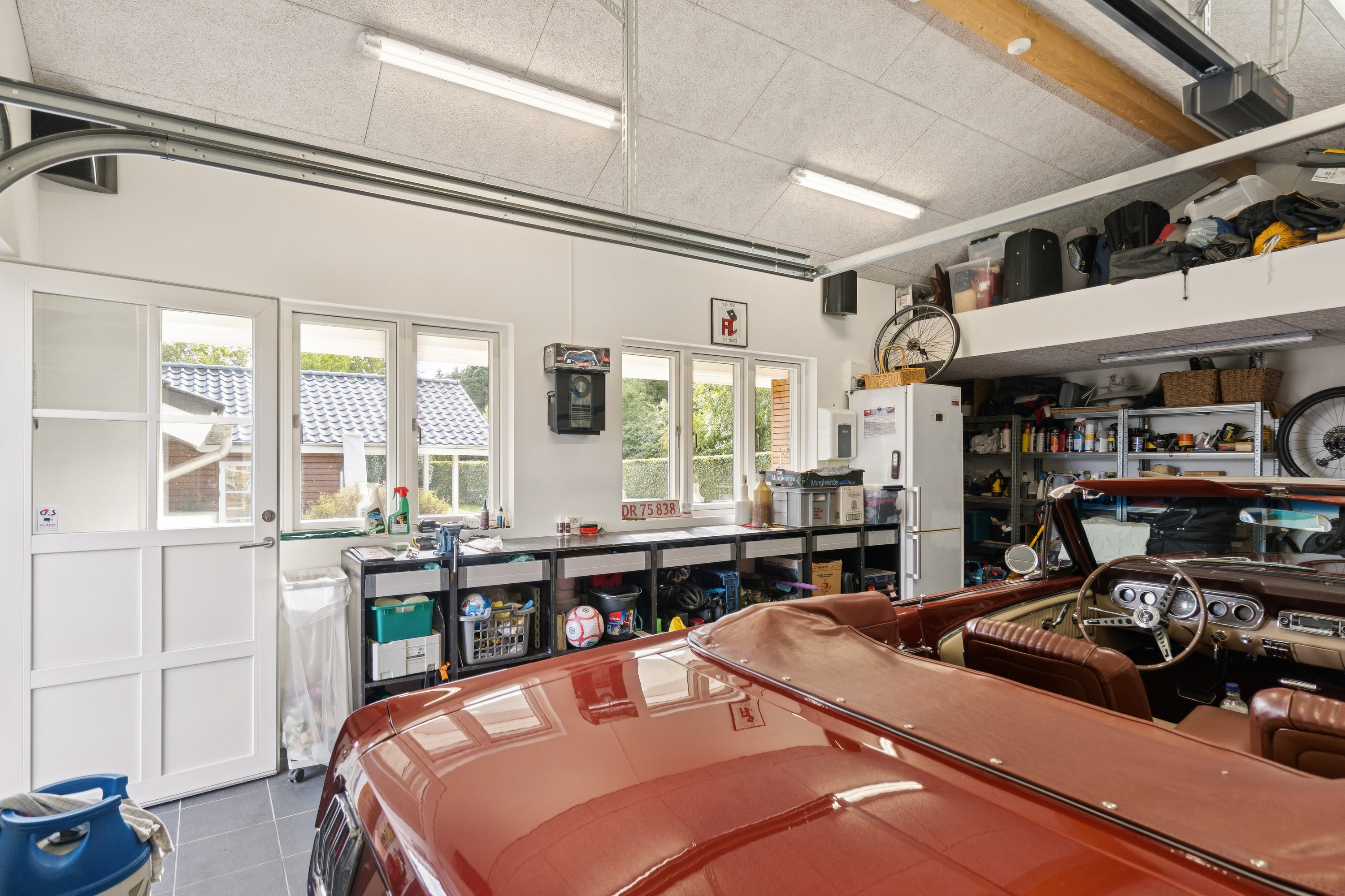 Fremhævet garage billede i fuldskærmstilstand. Billede af Fjordager 80, Gevninge, 4000 Roskilde