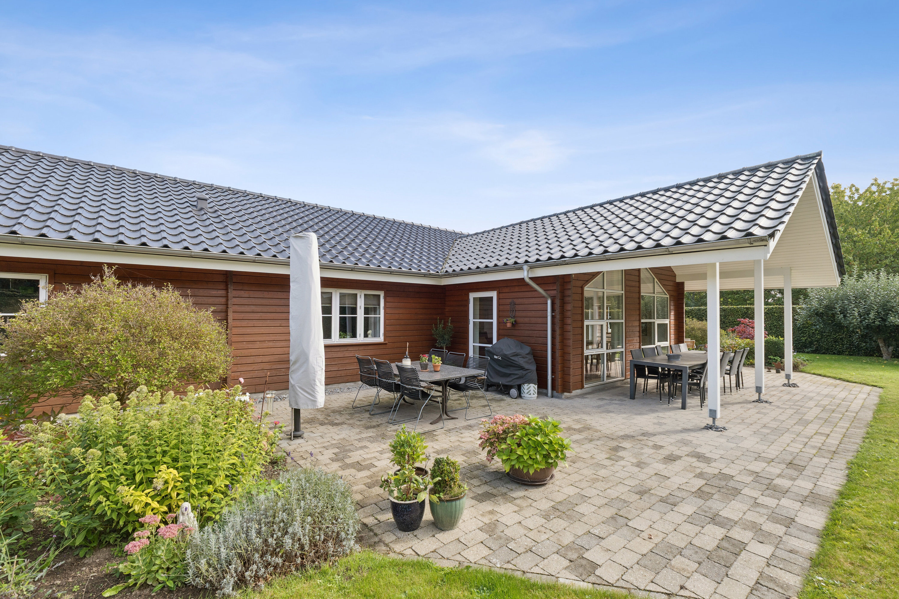 Fremhævet terrasse billede i fuldskærmstilstand. Billede af Fjordager 80, Gevninge, 4000 Roskilde