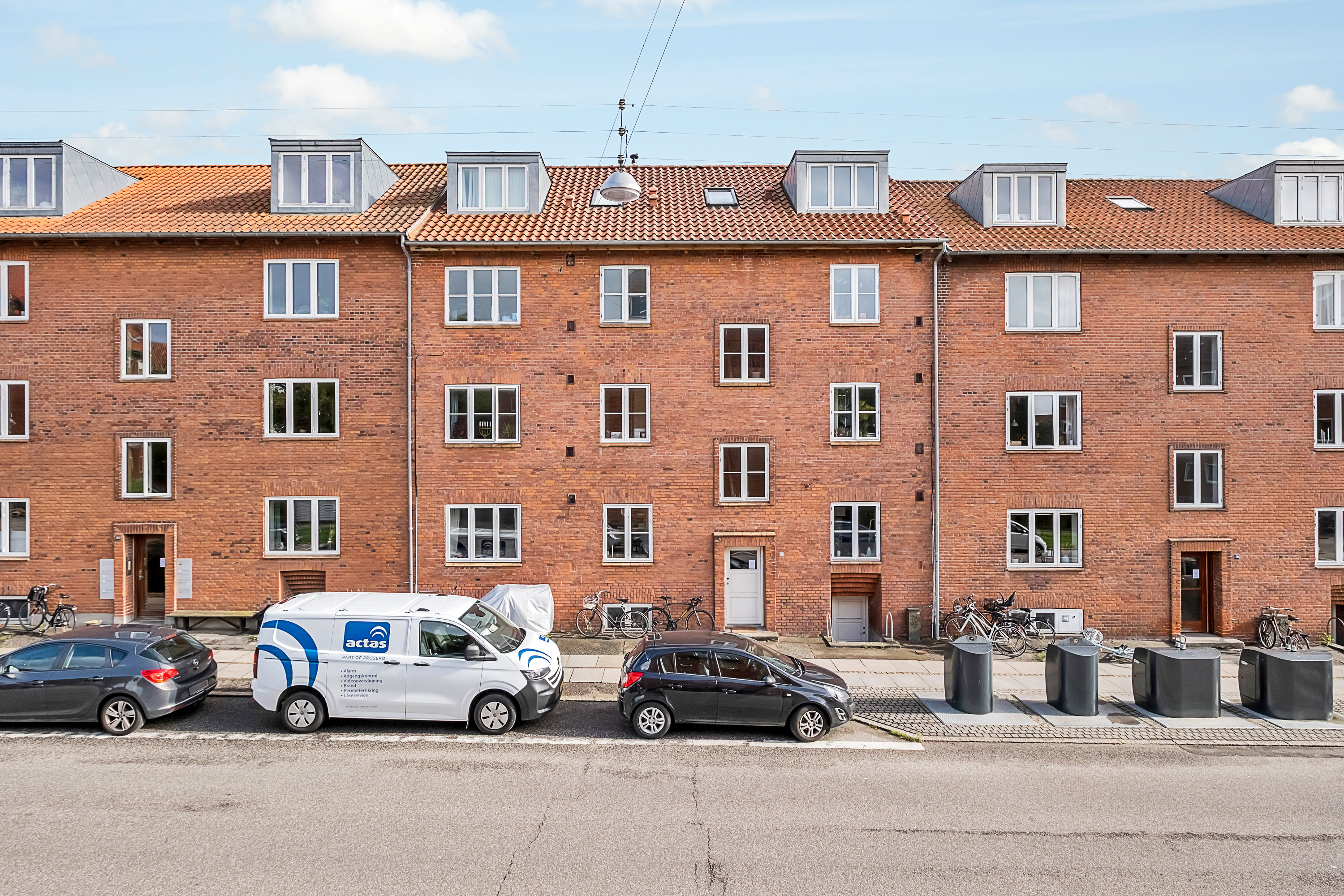 Fremhævet facade billede i fuldskærmstilstand. Billede af Tøndergade 87, 1. tv., 8000 Aarhus C