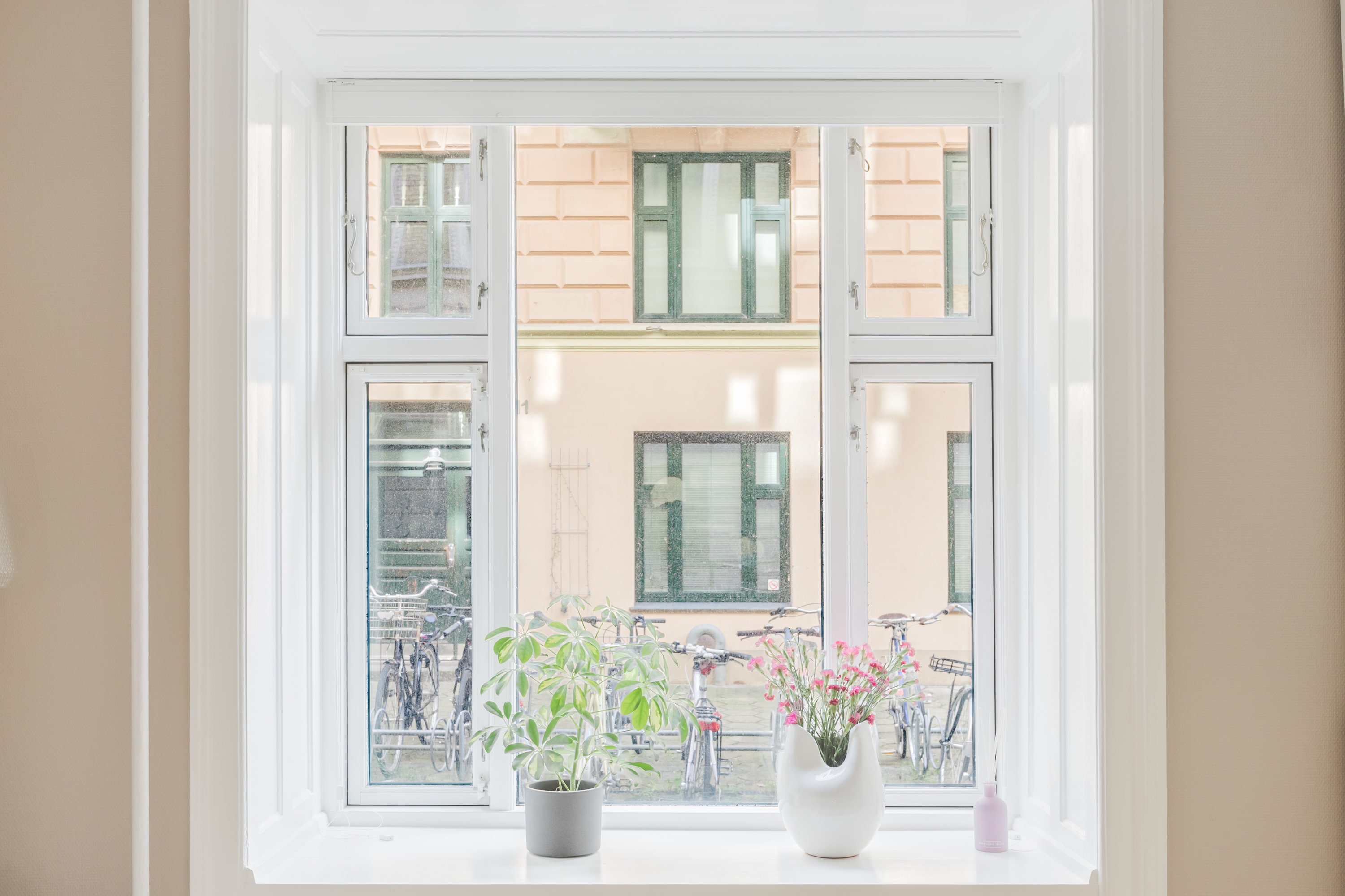 Fremhævet andet billede i fuldskærmstilstand. Billede af Mysundegade 9, st., 1668 København V