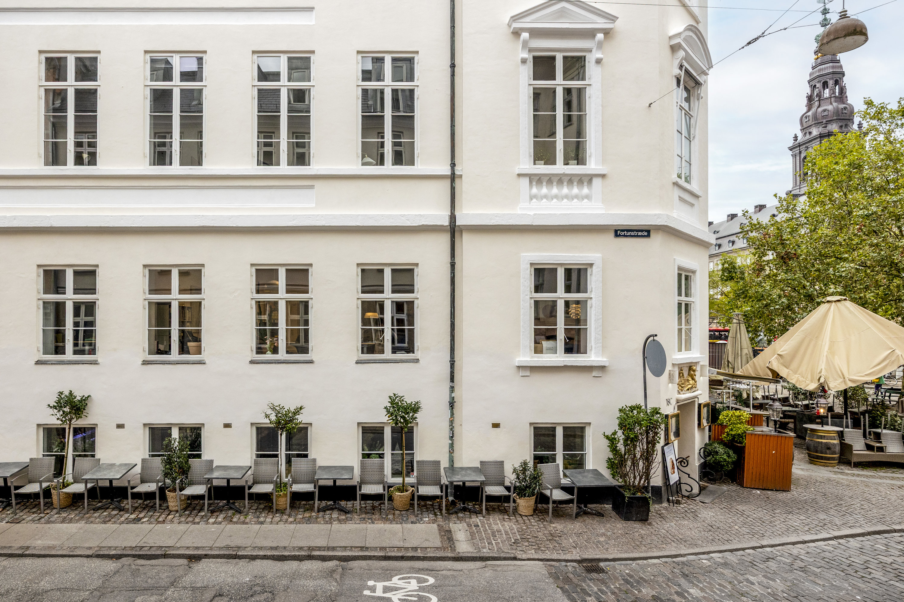 Fremhævet  billede i fuldskærmstilstand. Billede af Fortunstræde 4, st. tv., 1065 København K