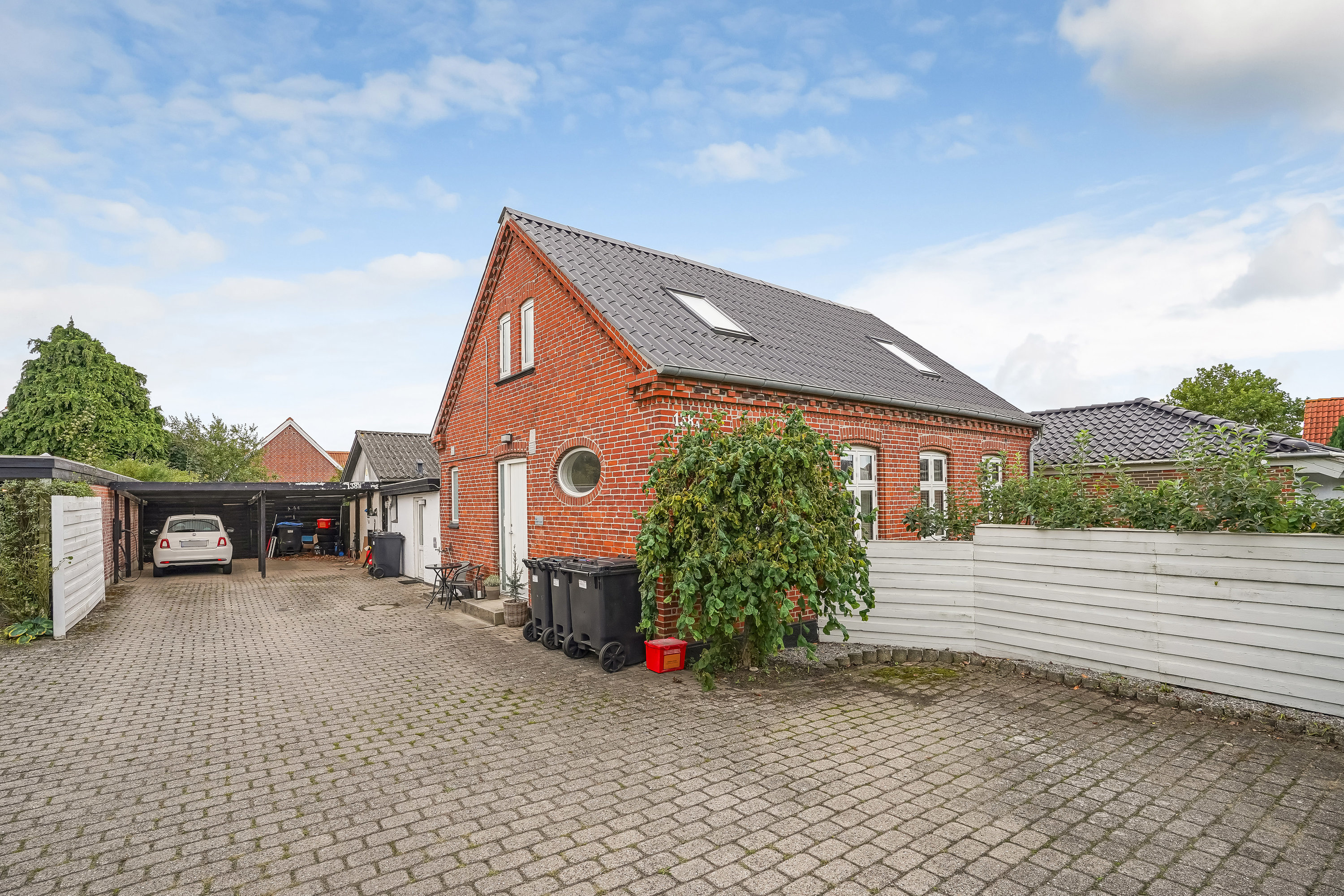 Fremhævet byhus centralt beliggende  billede i fuldskærmstilstand. Billede af Odensevej 138A, 5500 Middelfart