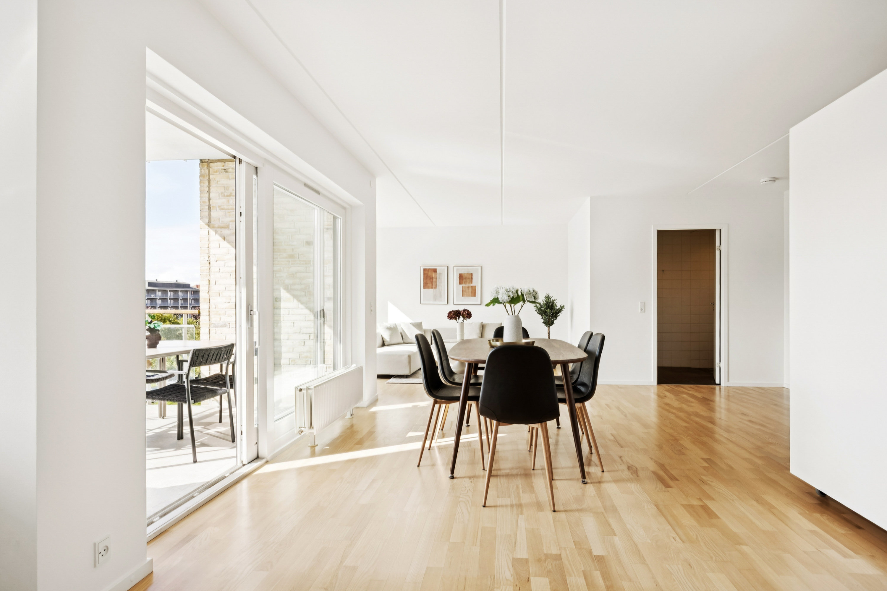 Fremhævet stue billede i fuldskærmstilstand. Billede af Dirch Passers Allé 5, 2. th., 2000 Frederiksberg
