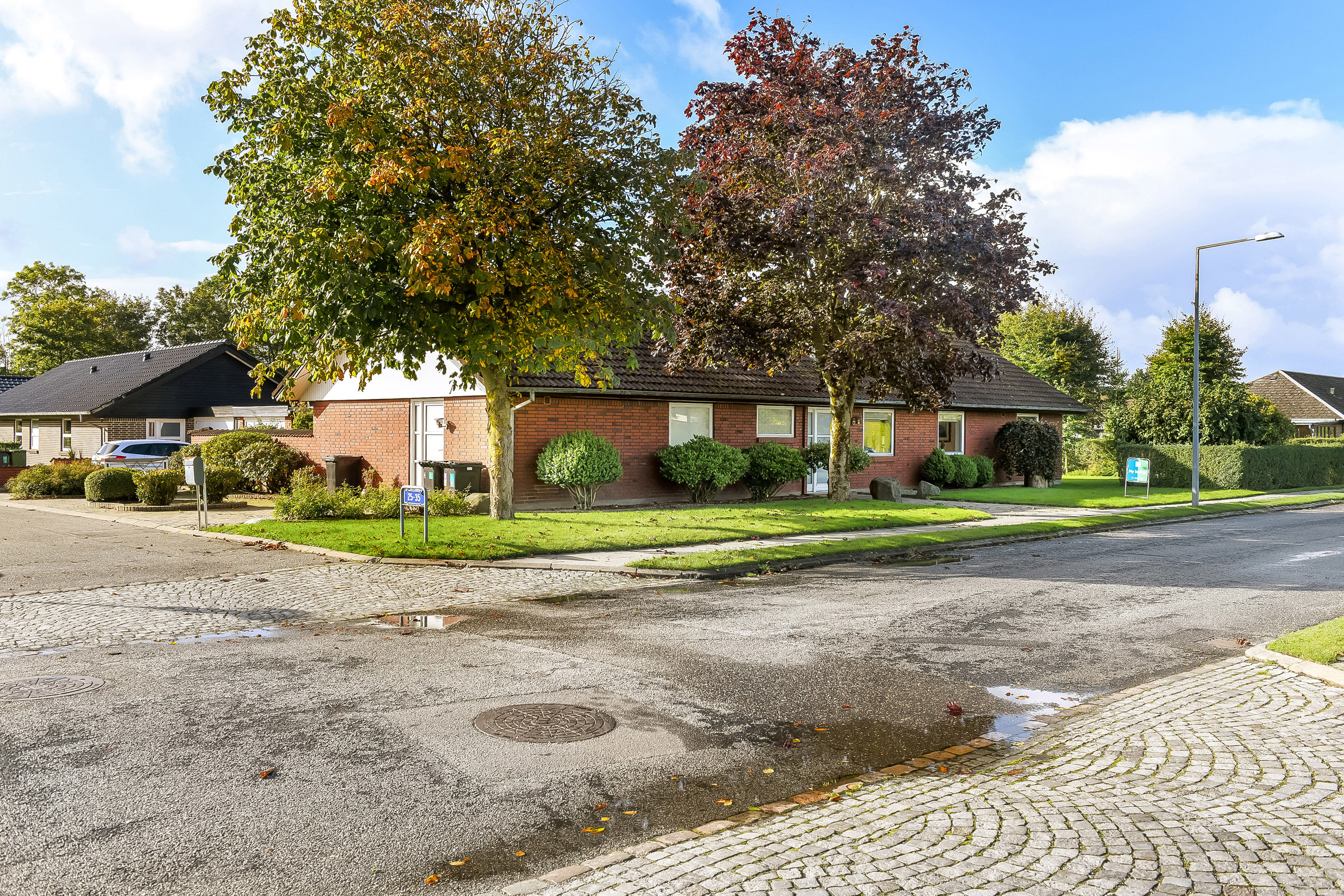 Fremhævet ejendommen billede i fuldskærmstilstand. Billede af Ravnsbjergparken 25, Guldager, 6710 Esbjerg V
