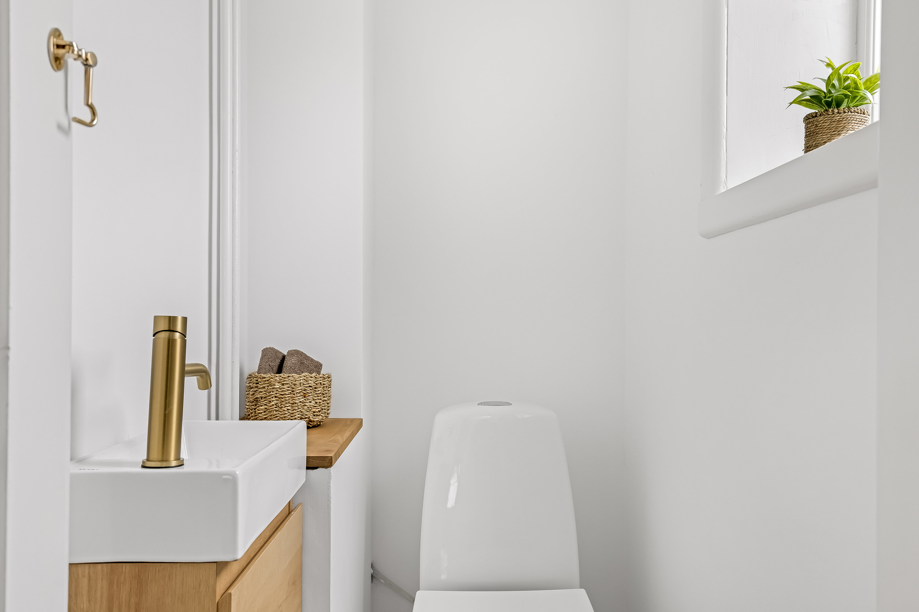Fremhævet toilet billede i fuldskærmstilstand. Billede af Leosalle 22, 6270 Tønder