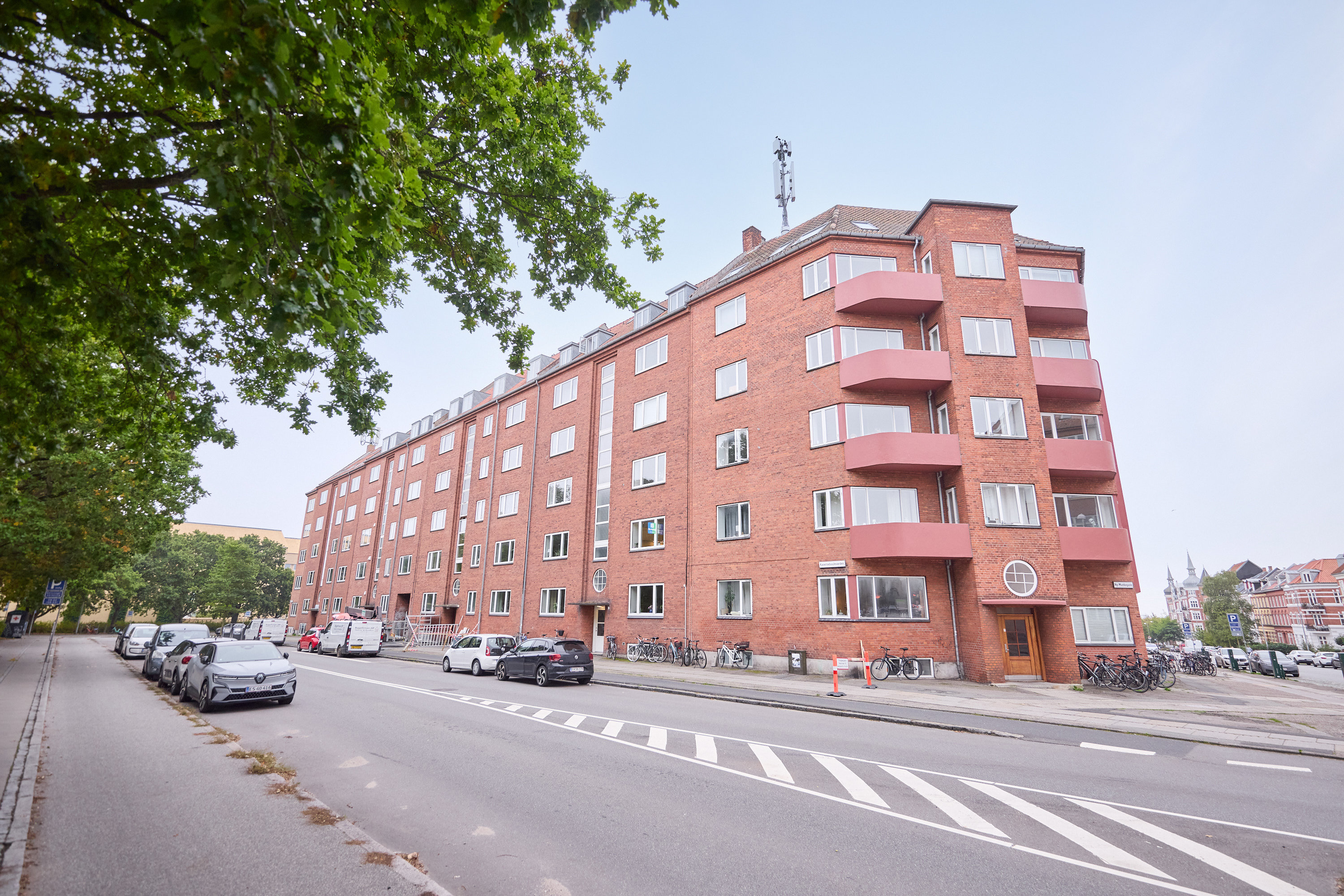 Fremhævet  billede i fuldskærmstilstand. Billede af Kaserneboulevarden 9, 1. th., 8000 Aarhus C