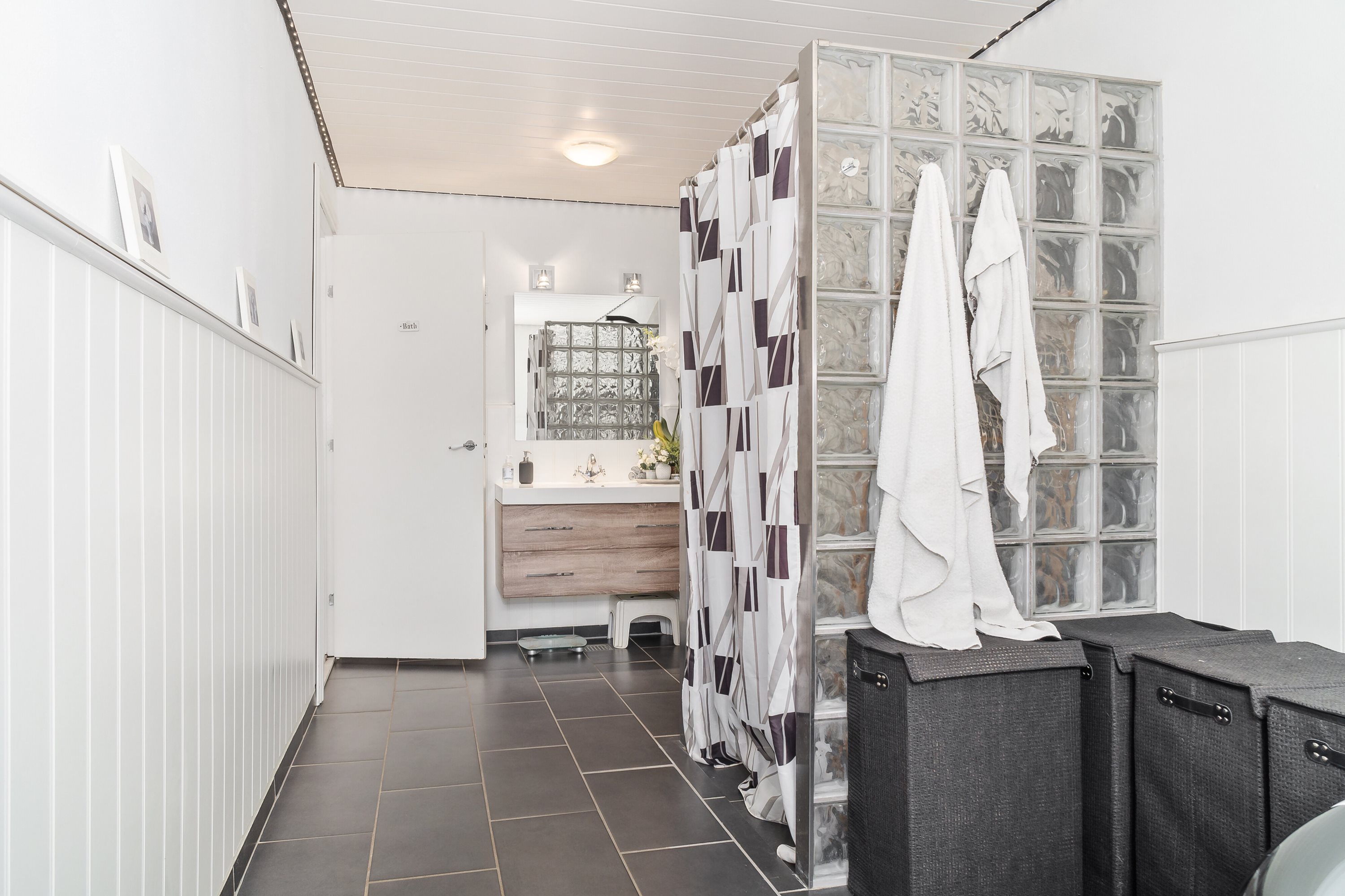 Fremhævet badeværelse billede i fuldskærmstilstand. Billede af Lundevej 4, Korinth, 5600 Faaborg