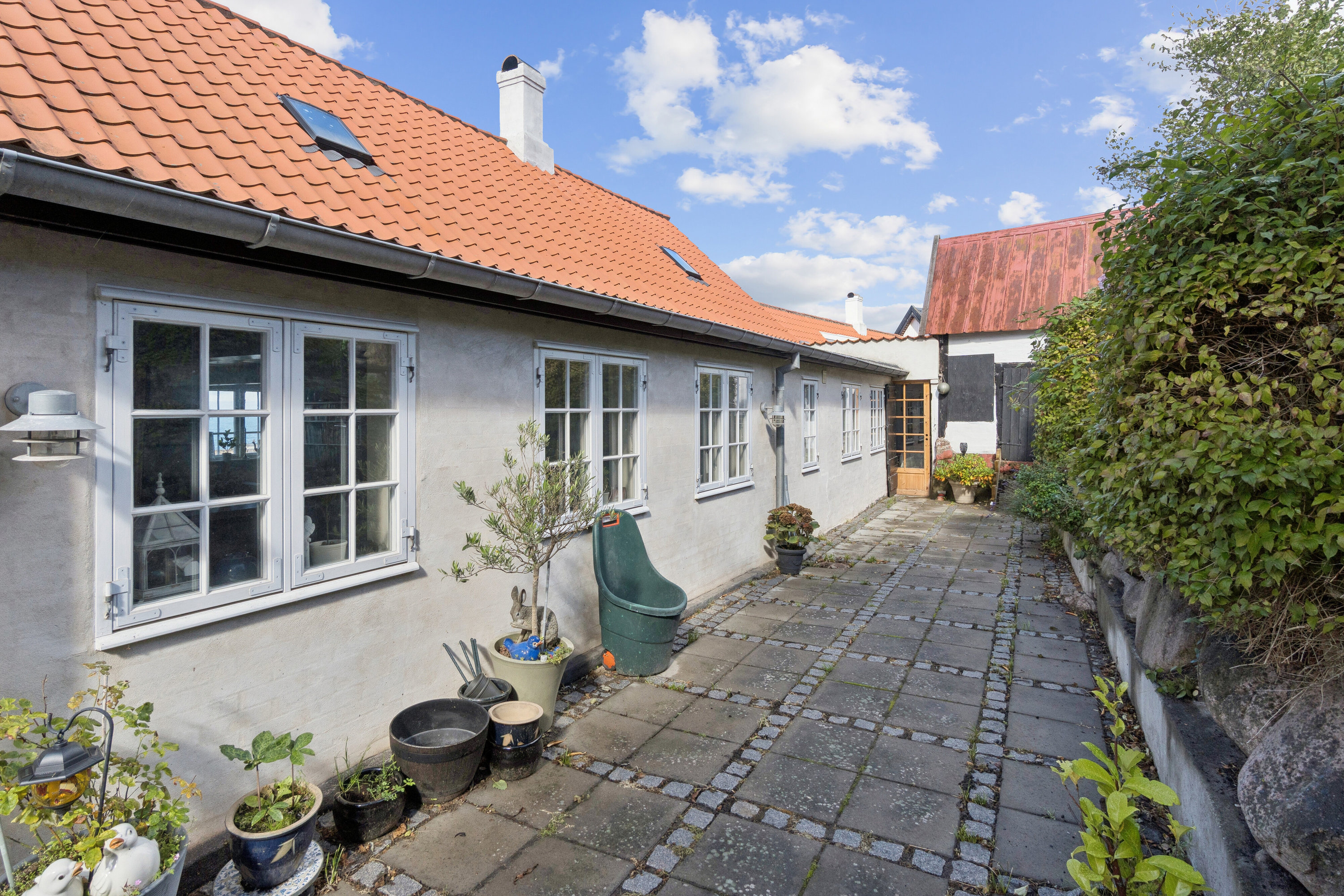 Fremhævet have billede i fuldskærmstilstand. Billede af Vang 101, Vang, 3790 Hasle