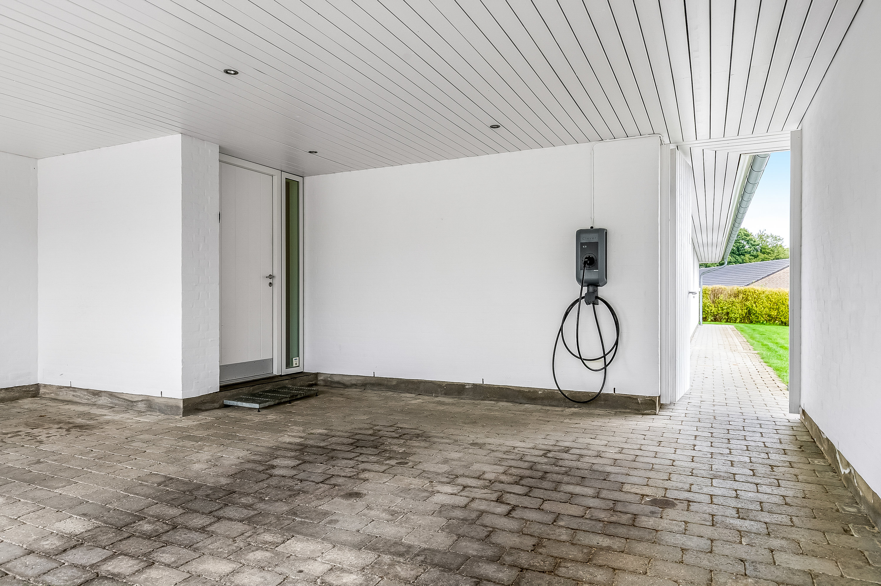 Fremhævet carport billede i fuldskærmstilstand. Billede af B. Berthelsensvej 38, 7080 Børkop