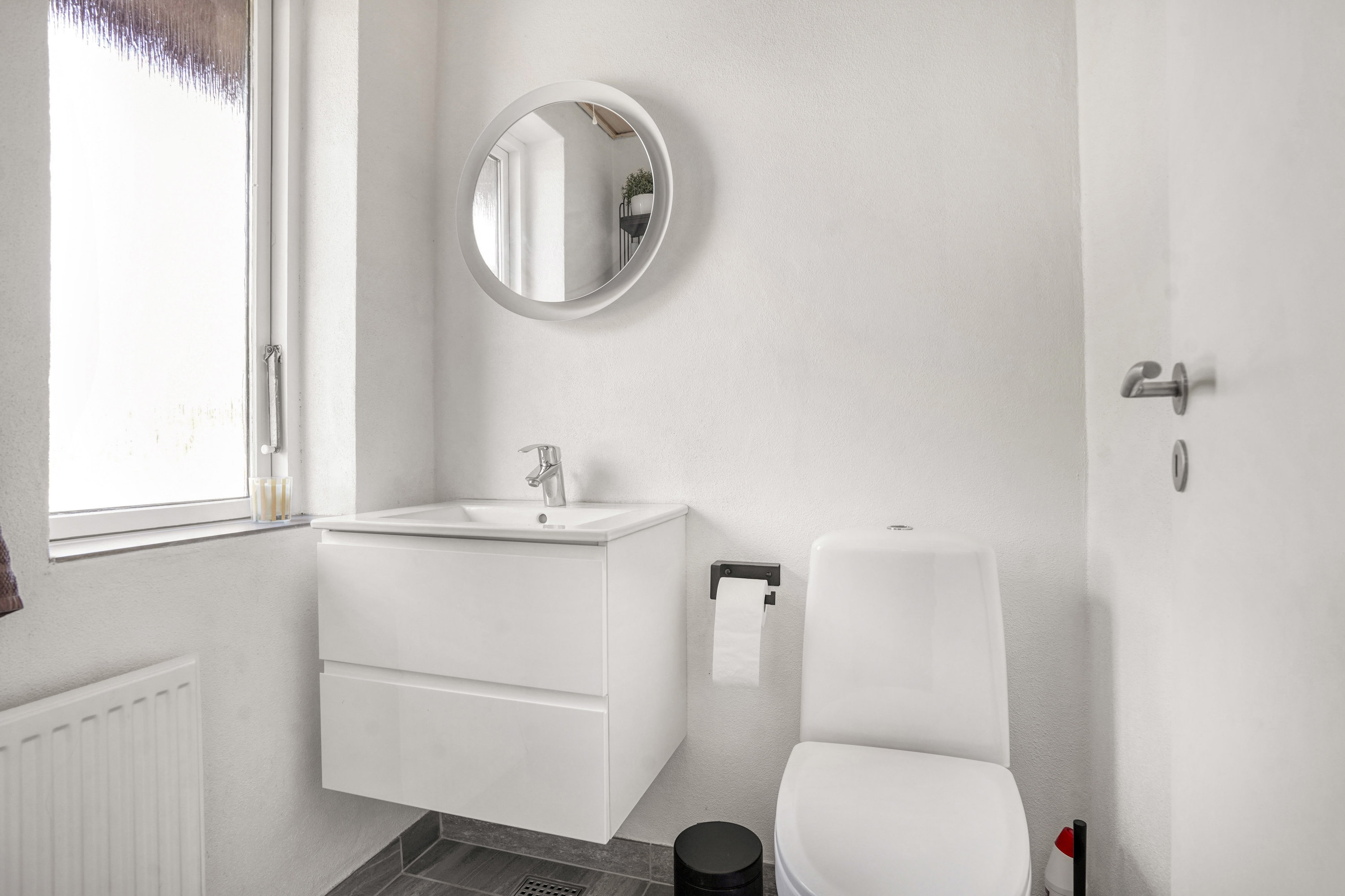 Fremhævet toilet billede i fuldskærmstilstand. Billede af Rypevænget 20, 5550 Langeskov