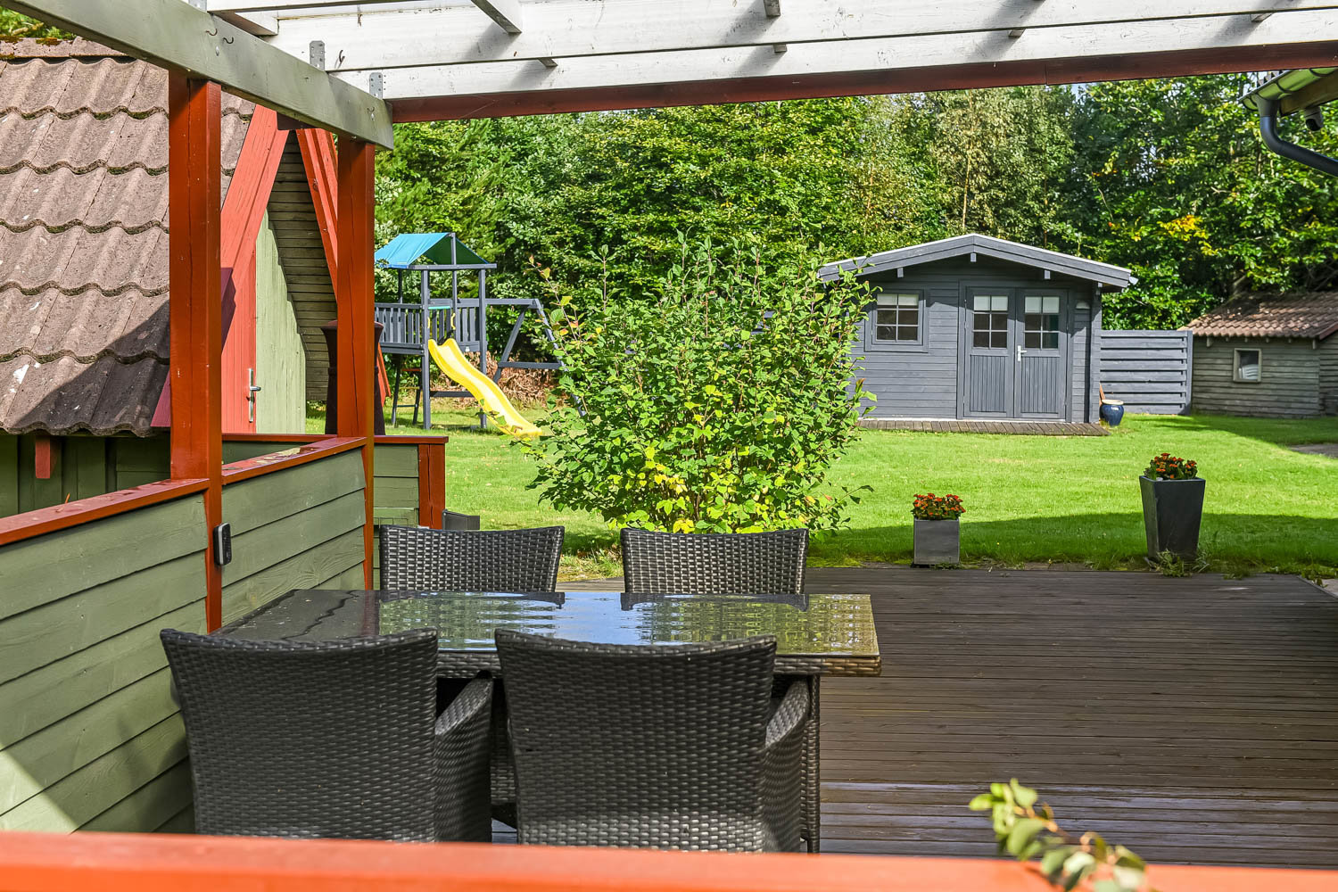 Fremhævet terrasse billede i fuldskærmstilstand. Billede af Nordskrænten 12, Jegum, 6840 Oksbøl
