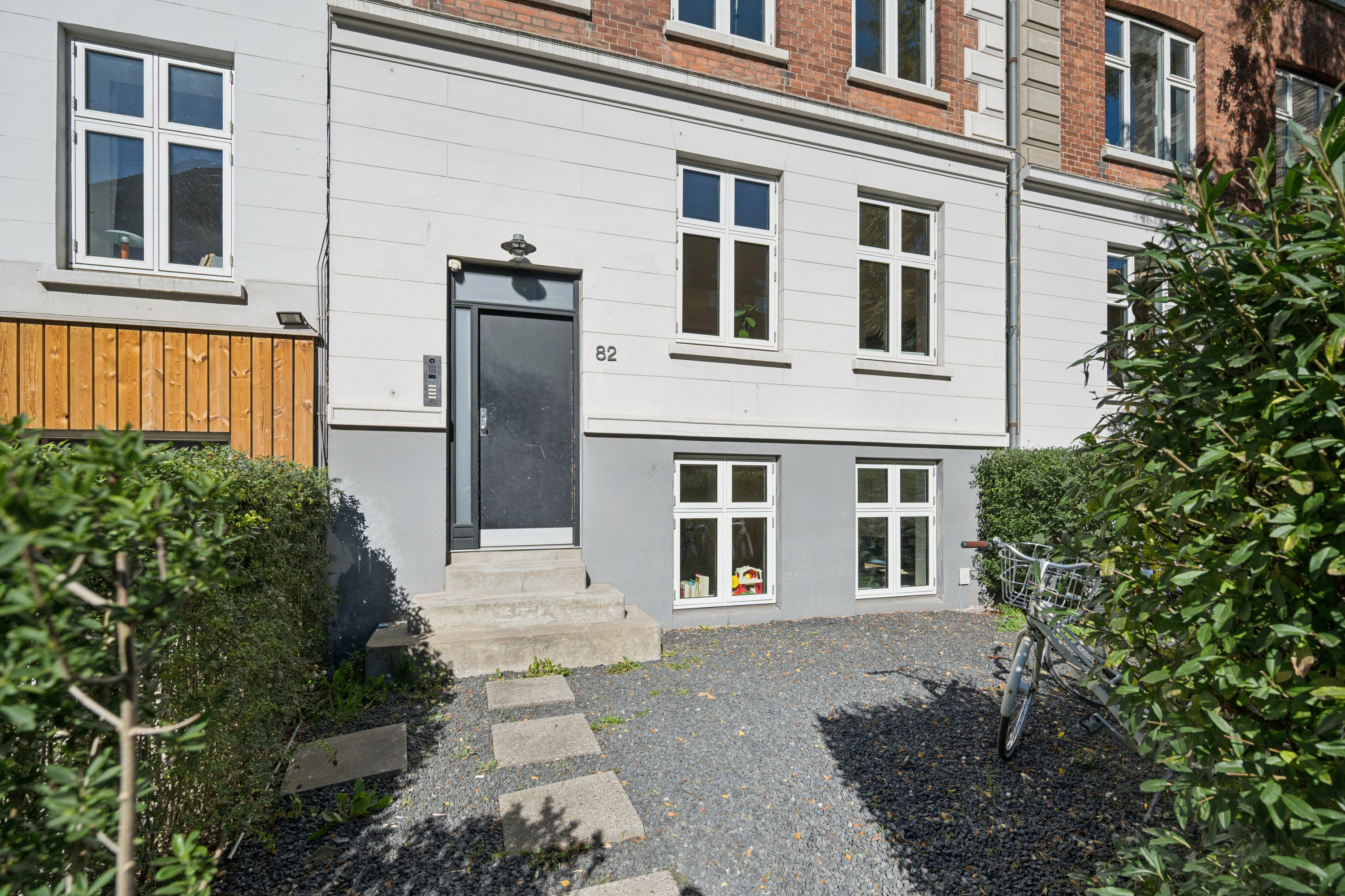 Fremhævet andet billede i fuldskærmstilstand. Billede af Nørre Allé 82, st., 8000 Aarhus C