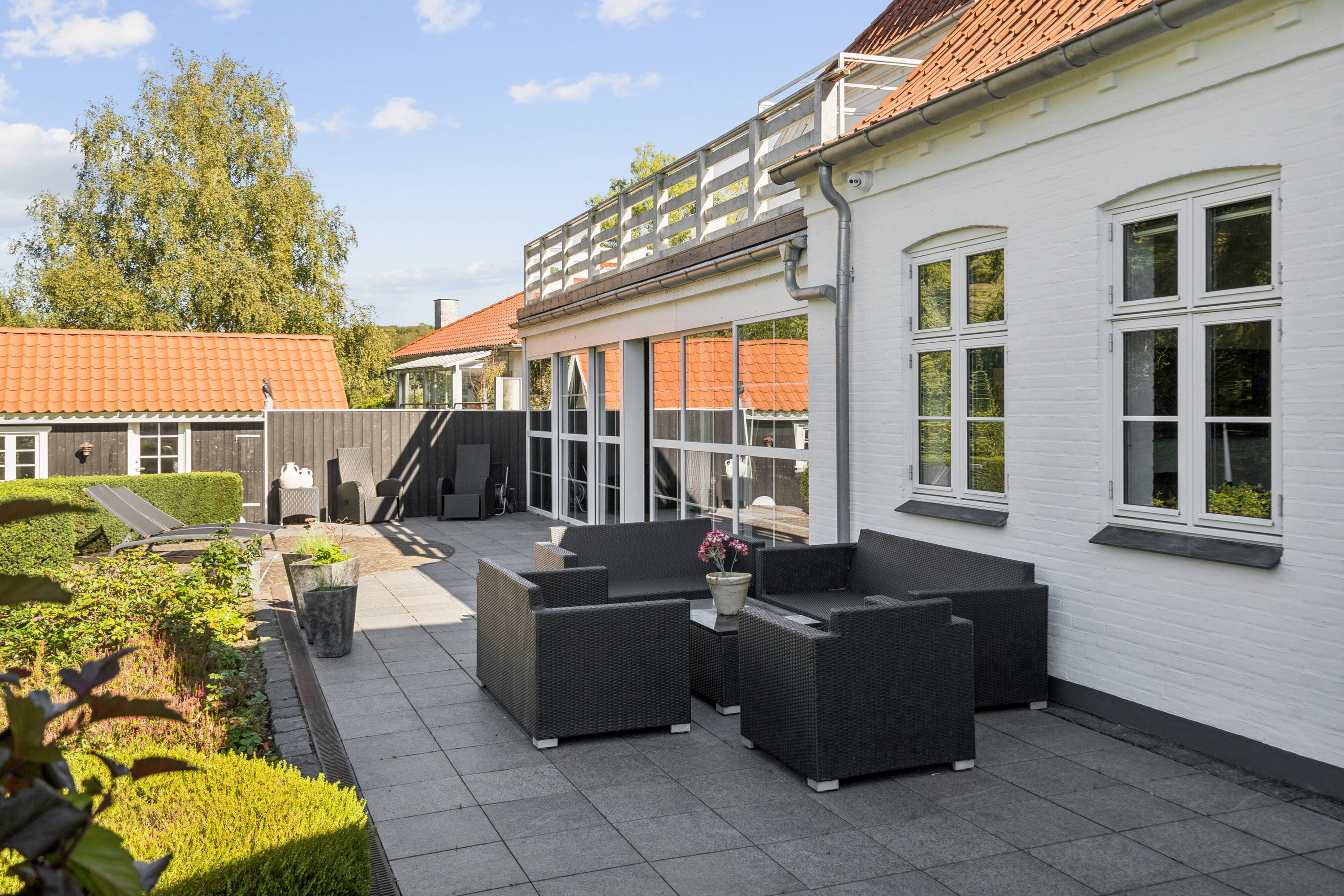 Fremhævet terrasse billede i fuldskærmstilstand. Billede af Jørgensgård 45B, 6200 Aabenraa