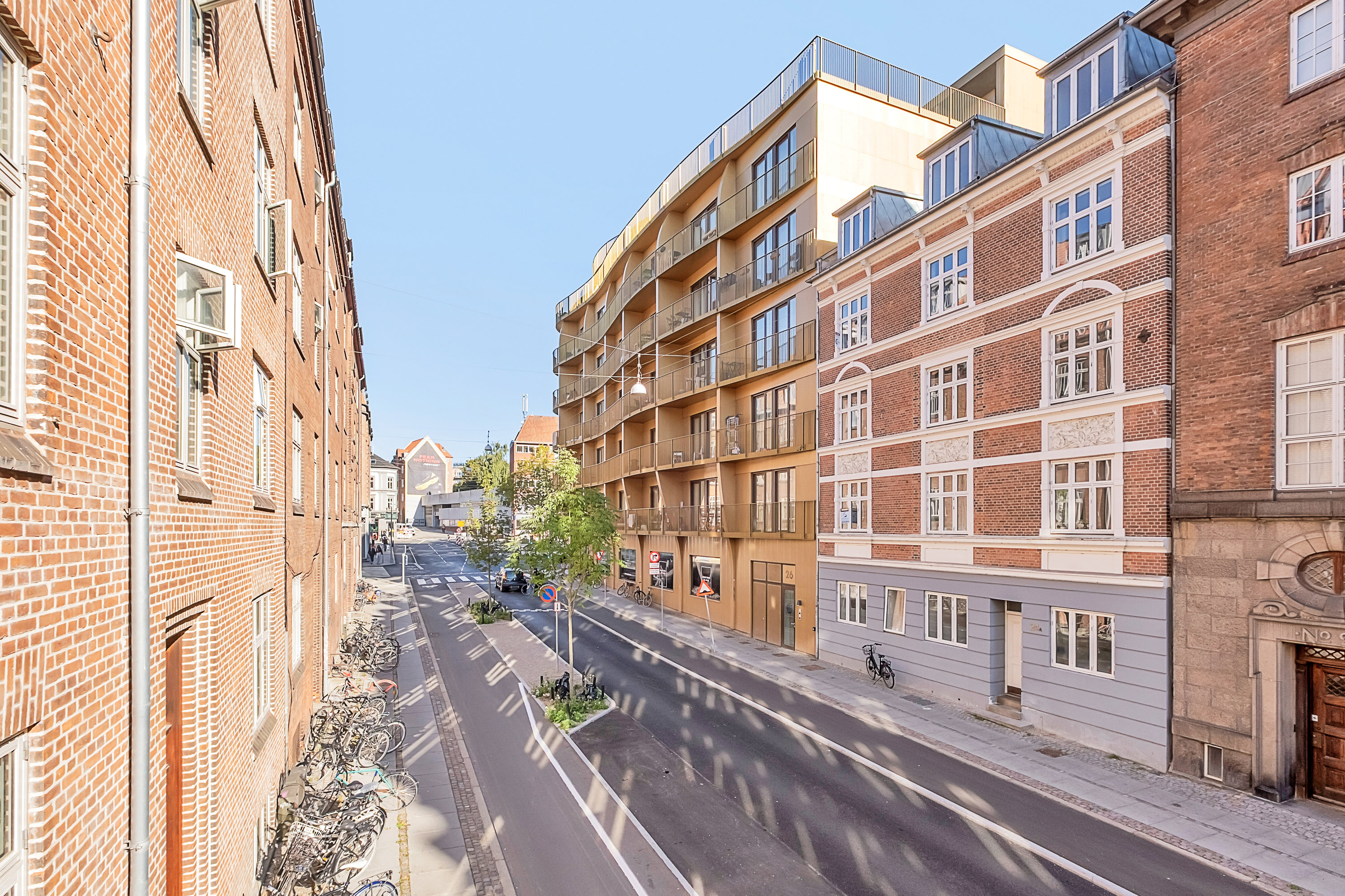 Fremhævet facade billede i fuldskærmstilstand. Billede af Vester Allé 26, 5. 1., 8000 Aarhus C