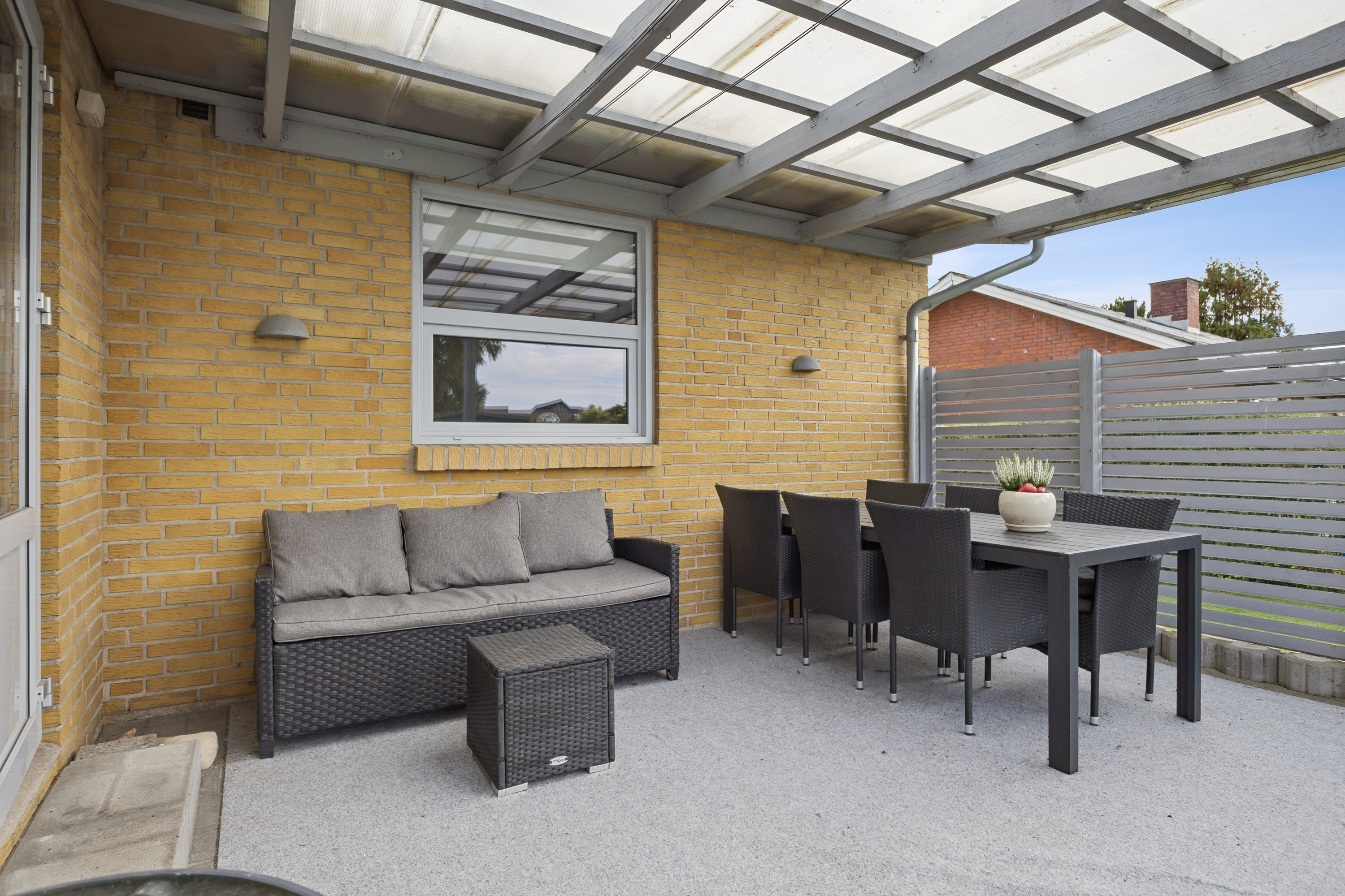 Fremhævet overdækket terrasse billede i fuldskærmstilstand. Billede af Sallingvej 30, 9500 Hobro