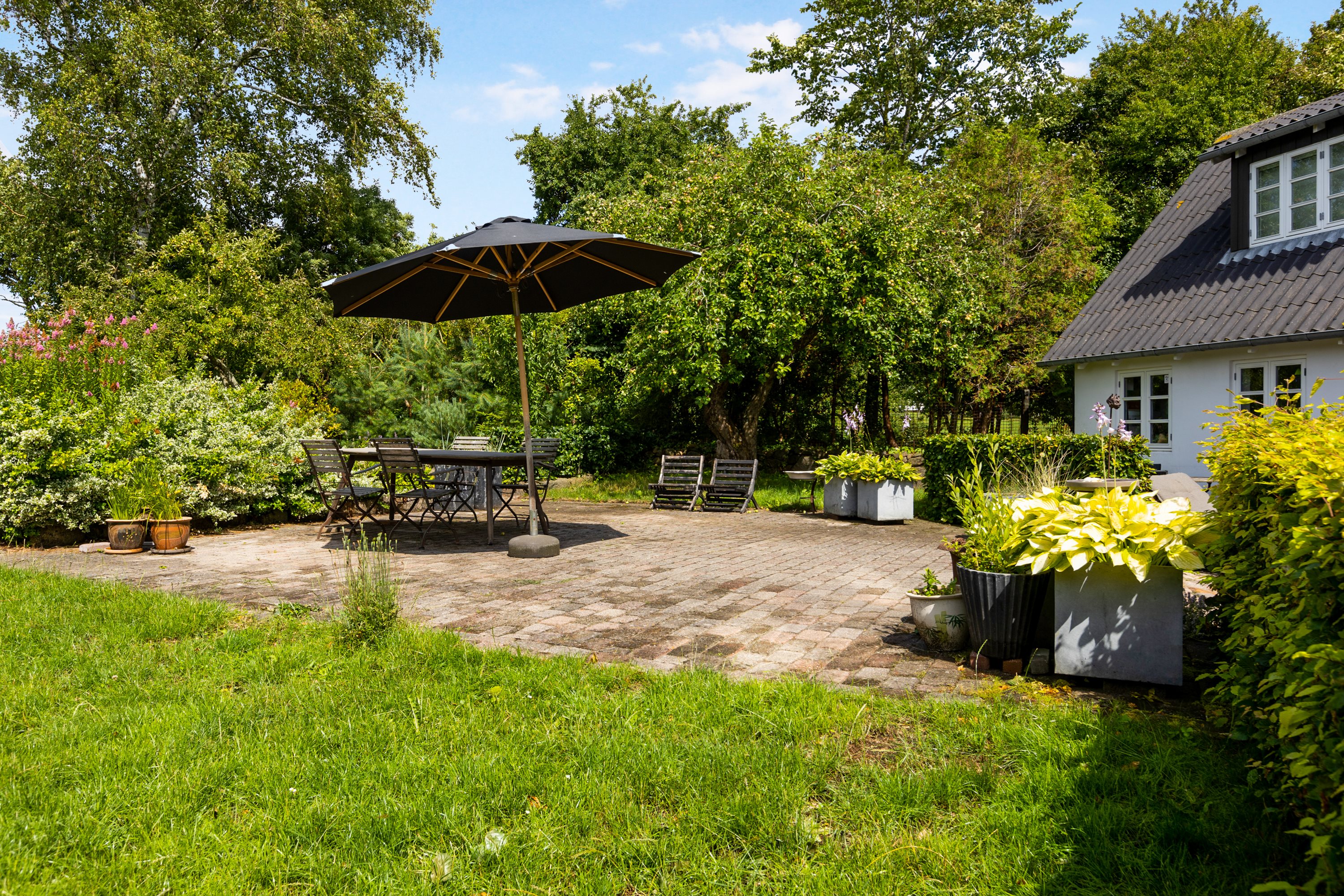 Fremhævet terrasse billede i fuldskærmstilstand. Billede af Brydegaardsvej 13, Brydegaard, 5683 Haarby